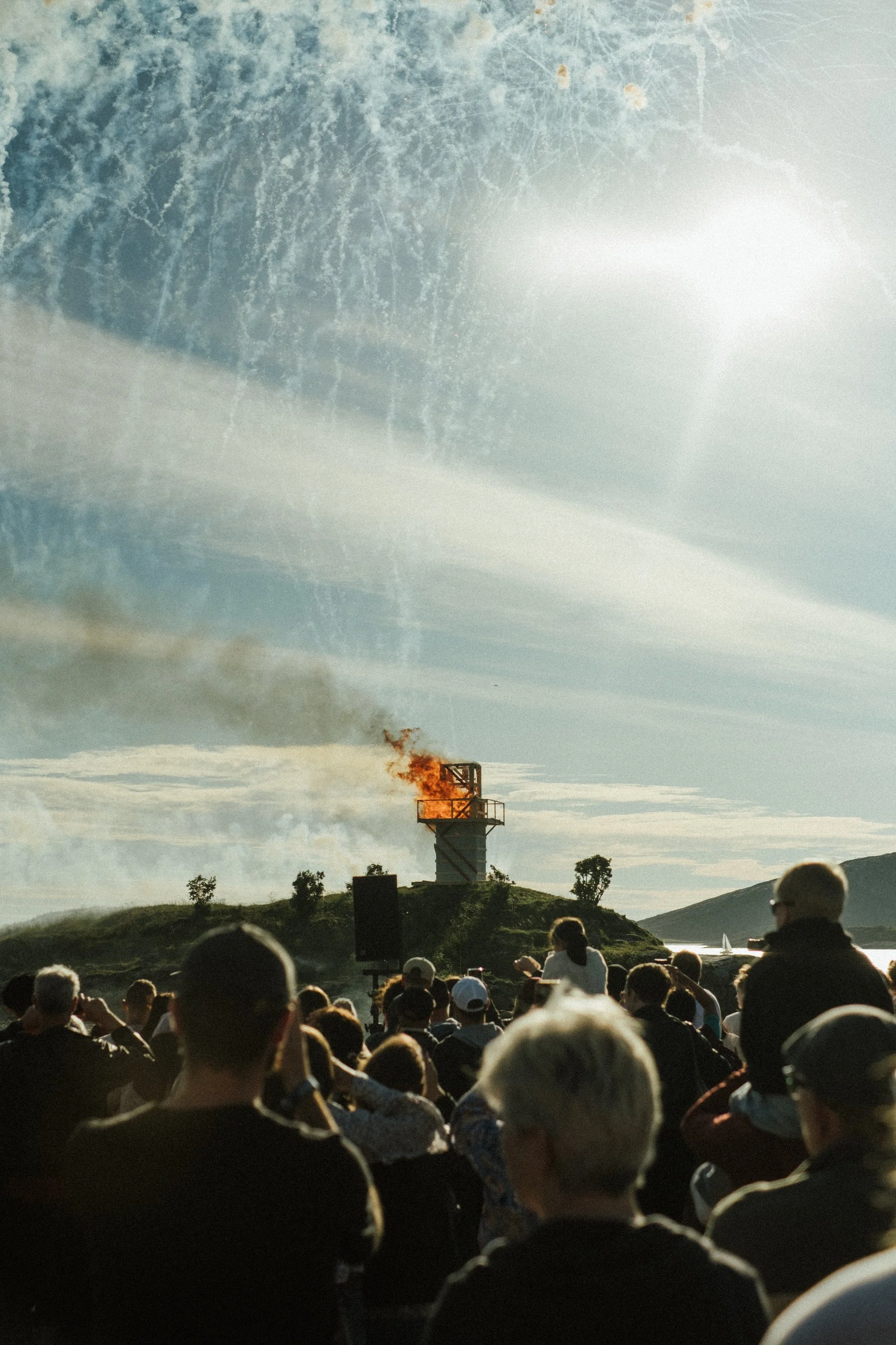 Fotograf med dokumentarisk og journalistisk stil for events, bryllup og corporate oppdrag i Arktis og Nord-Norge. Med erfaring fra Bodø, Tromsø, Lofoten og Nordland leveres bilder som forteller troverdige historier.