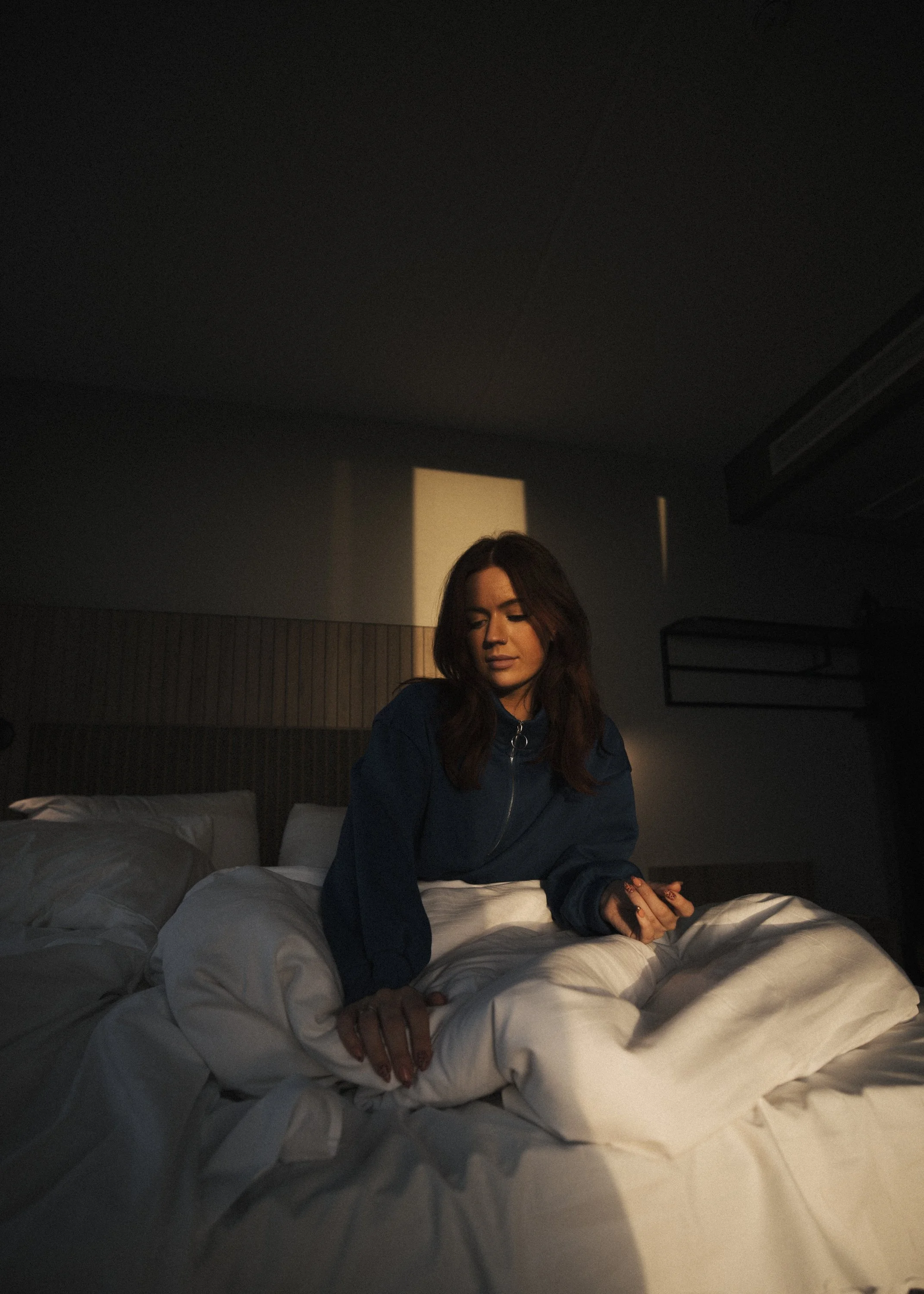 Fotograf med dokumentarisk og journalistisk stil for events, bryllup og corporate oppdrag i Arktis og Nord-Norge. Med erfaring fra Bodø, Tromsø, Lofoten og Nordland leveres bilder som forteller troverdige historier.