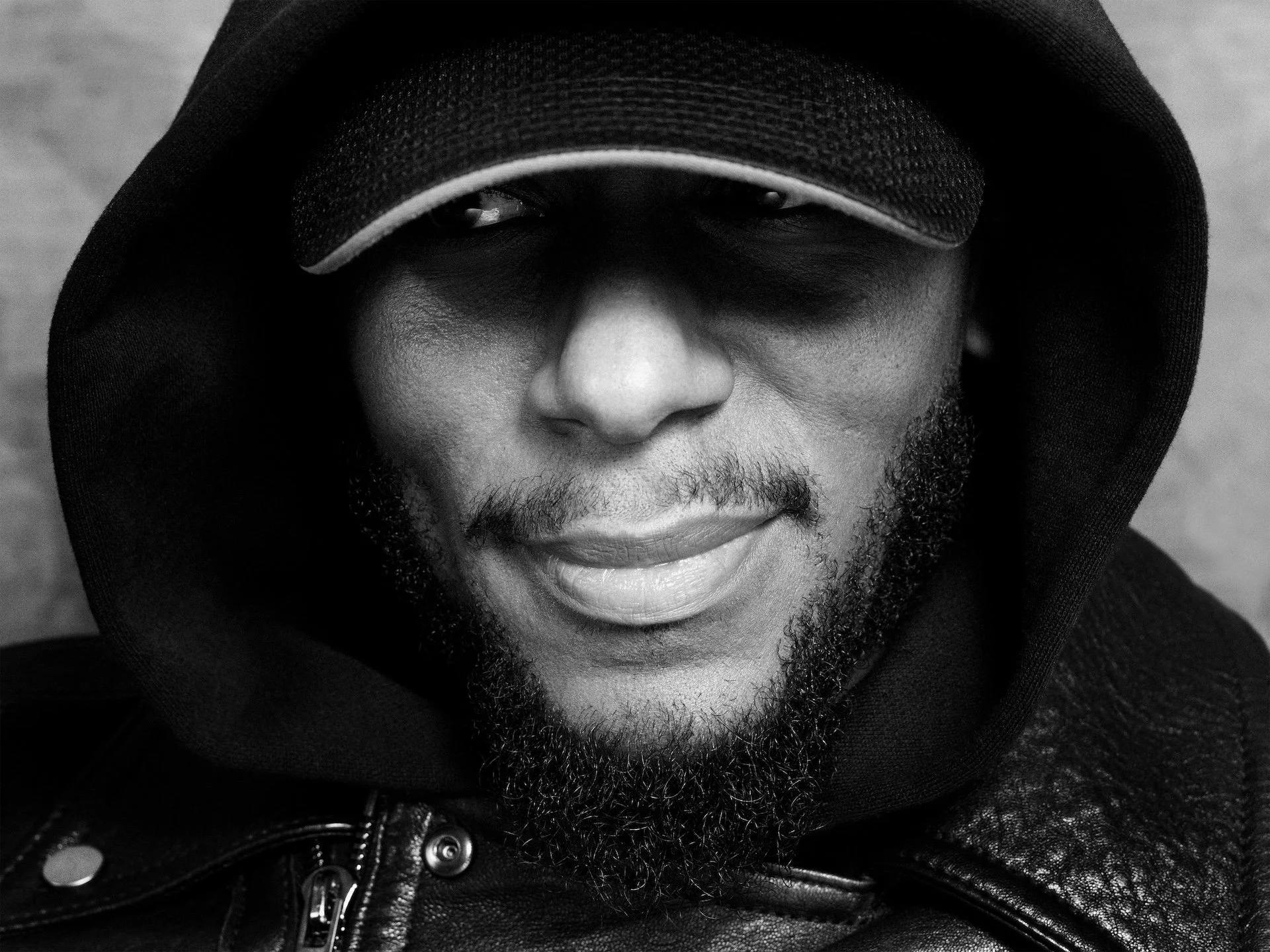 Seite82und83_MosDef Kopie.jpg