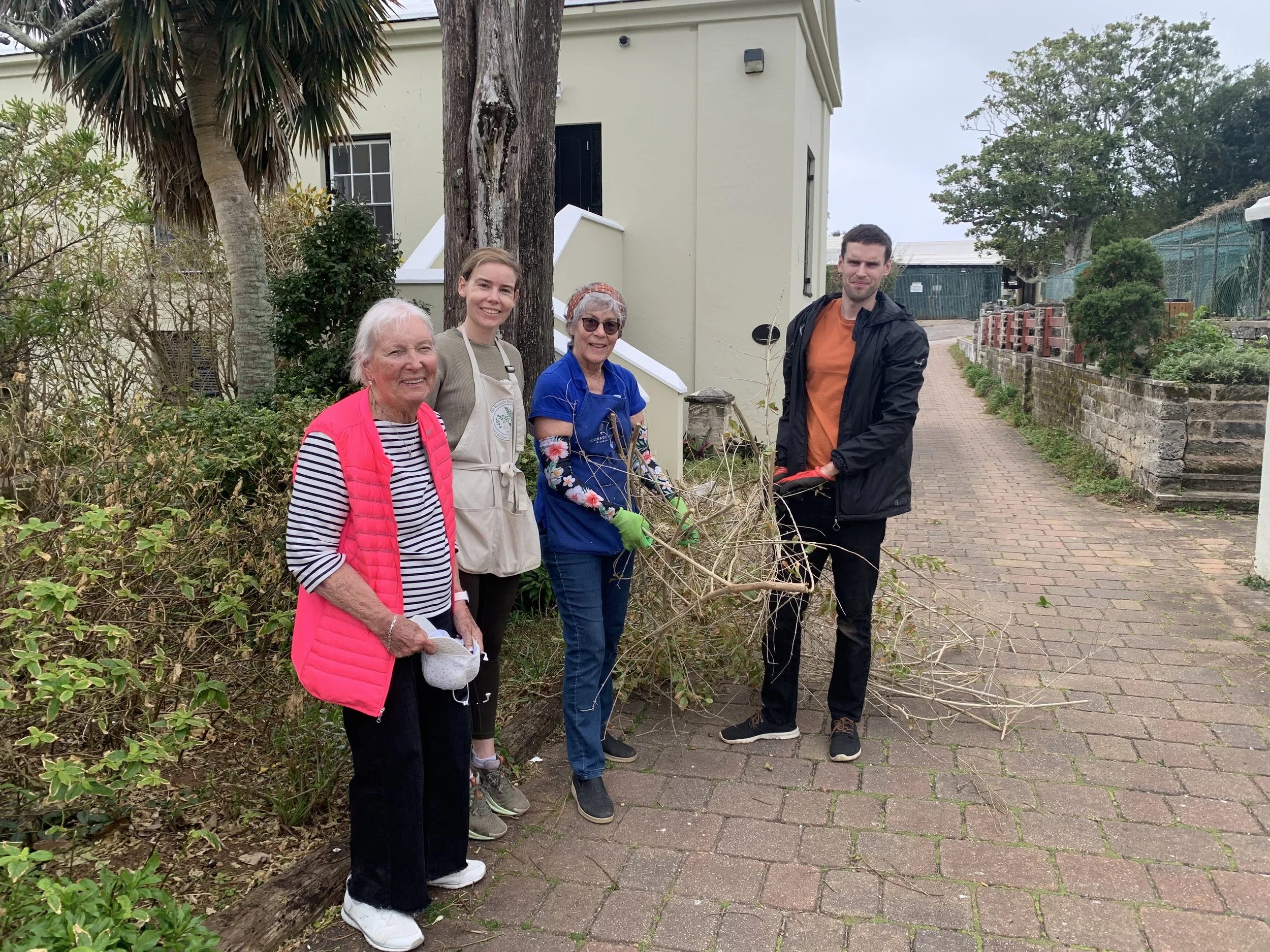 Volunteer Saturday at the Botanical Gardens