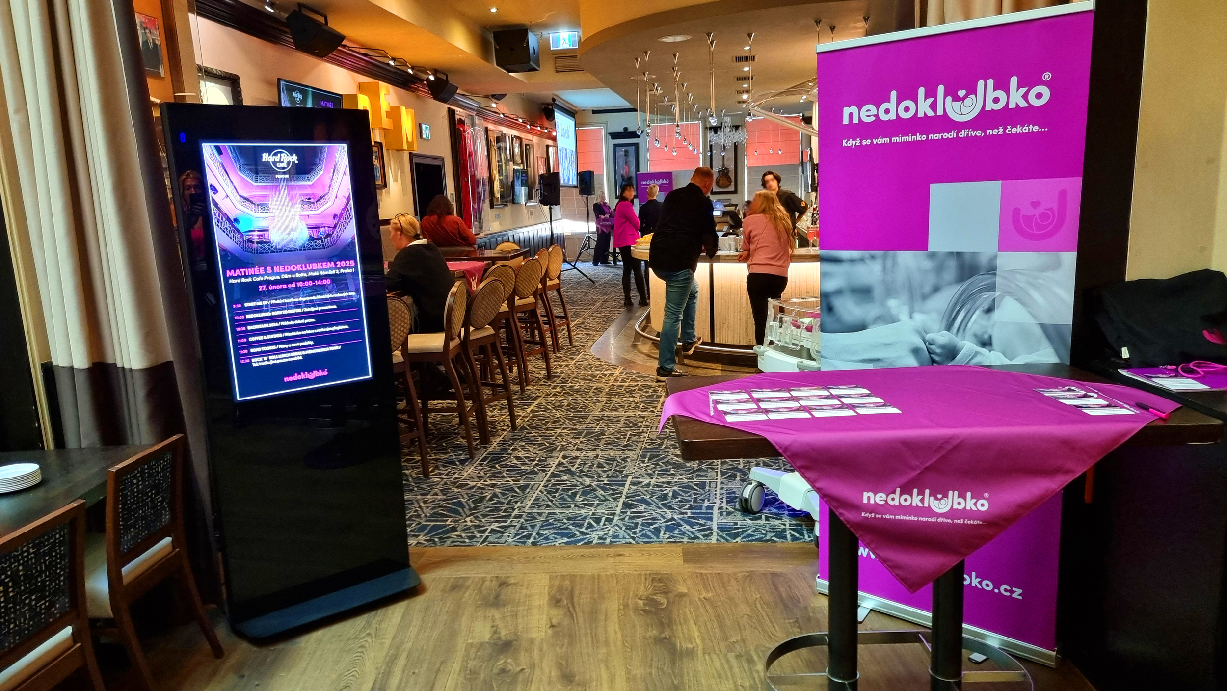 TOTEM 55 INCH 02.png