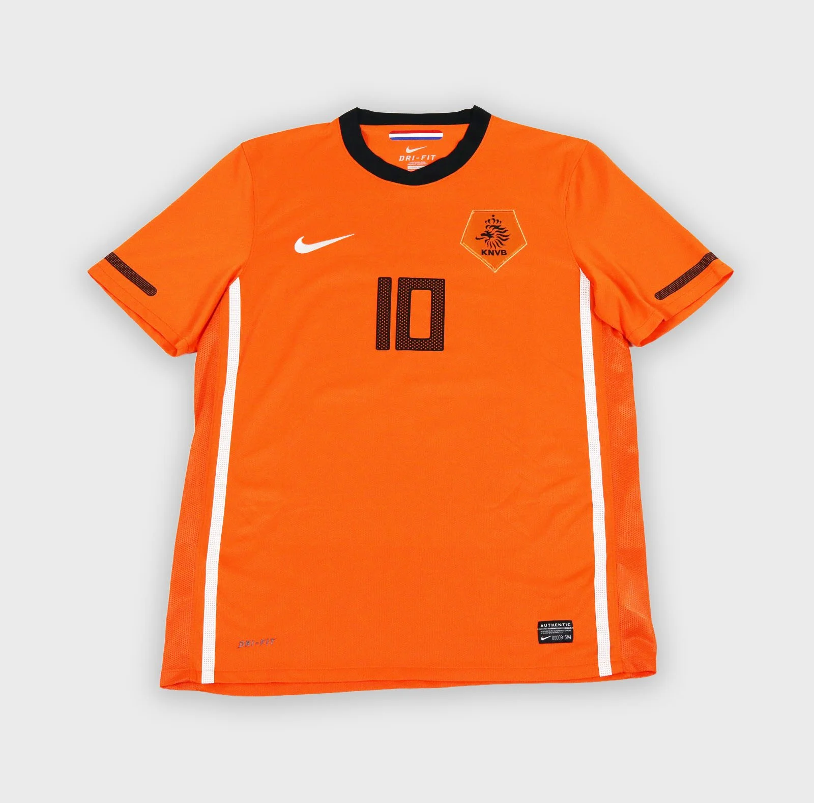 Netherlands 2010 Sneijder retro football shirt front