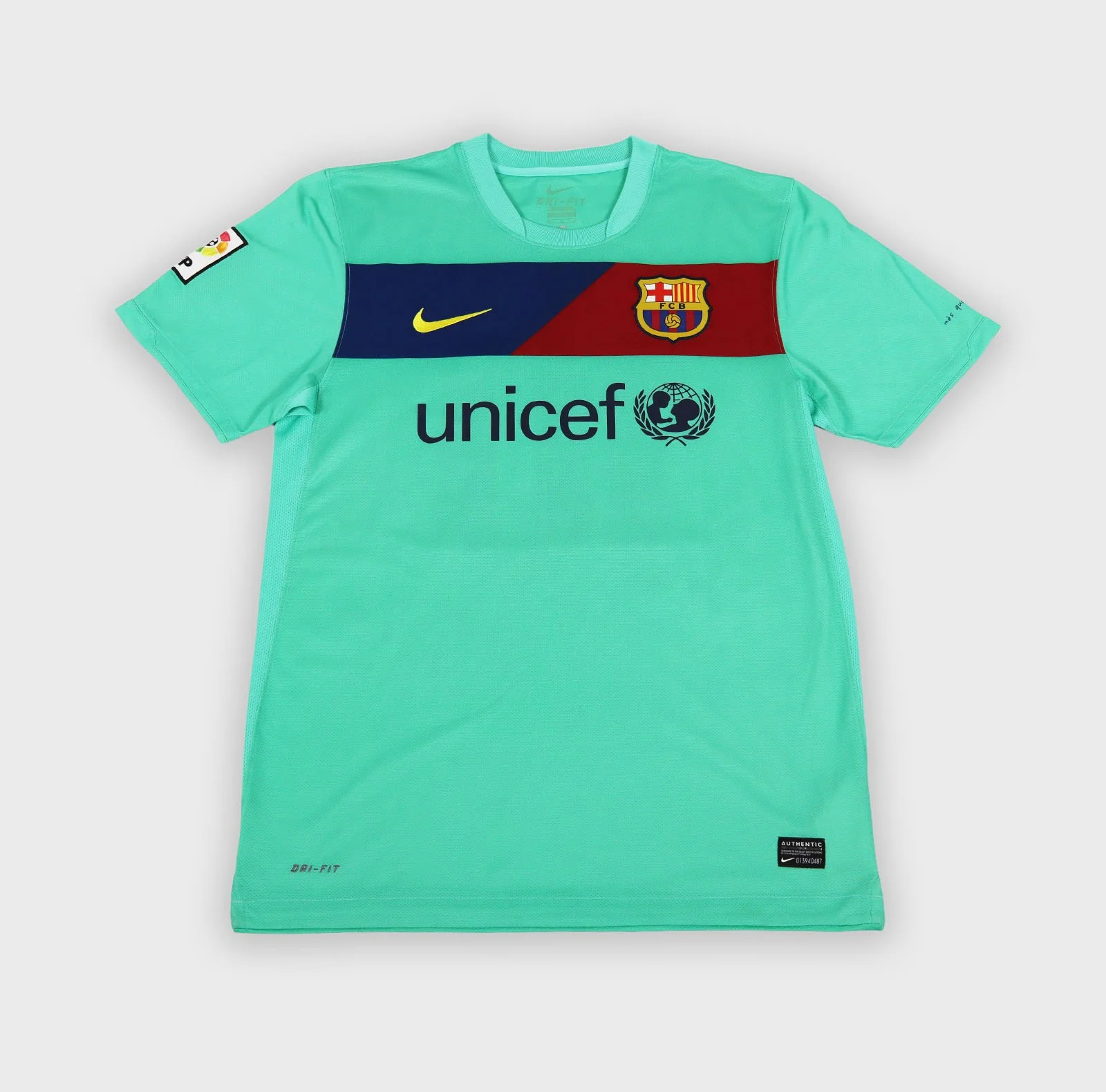 FC Barcelona 2010 2011 Messi retro football shirt front
