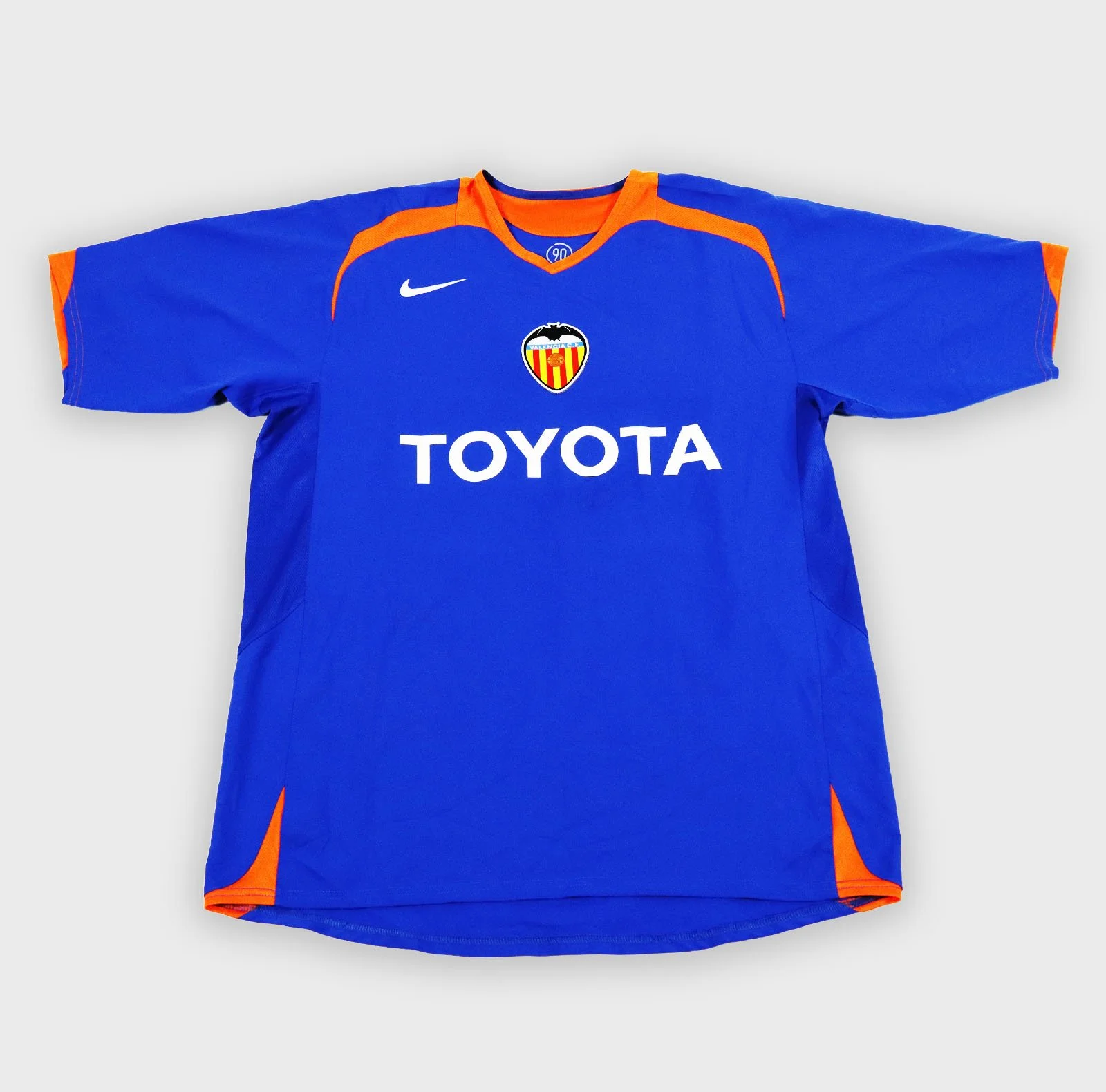 Valencia 2005 Villa away retro football shirt front