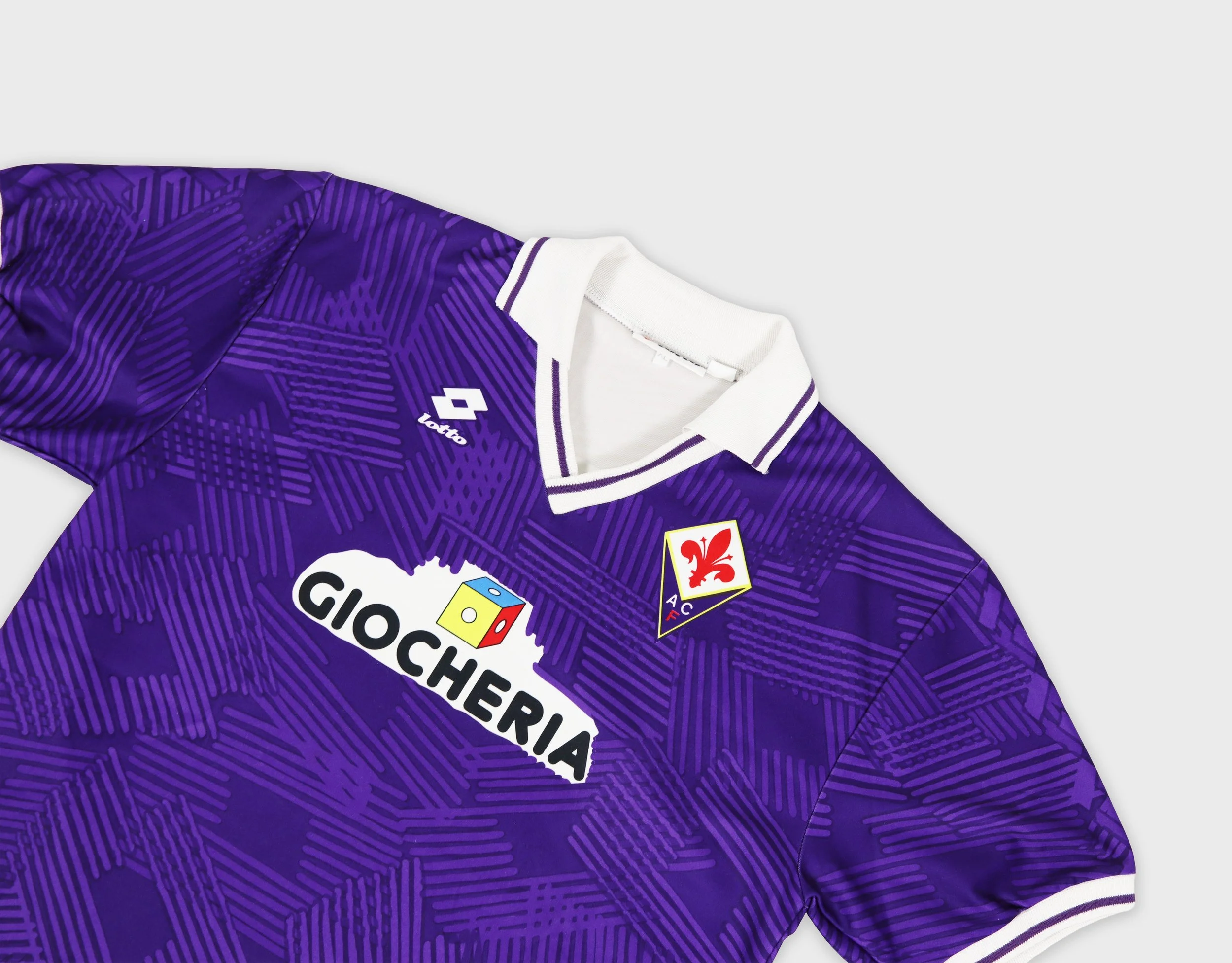 Fiorentina 1991 Lotto home jersey detail