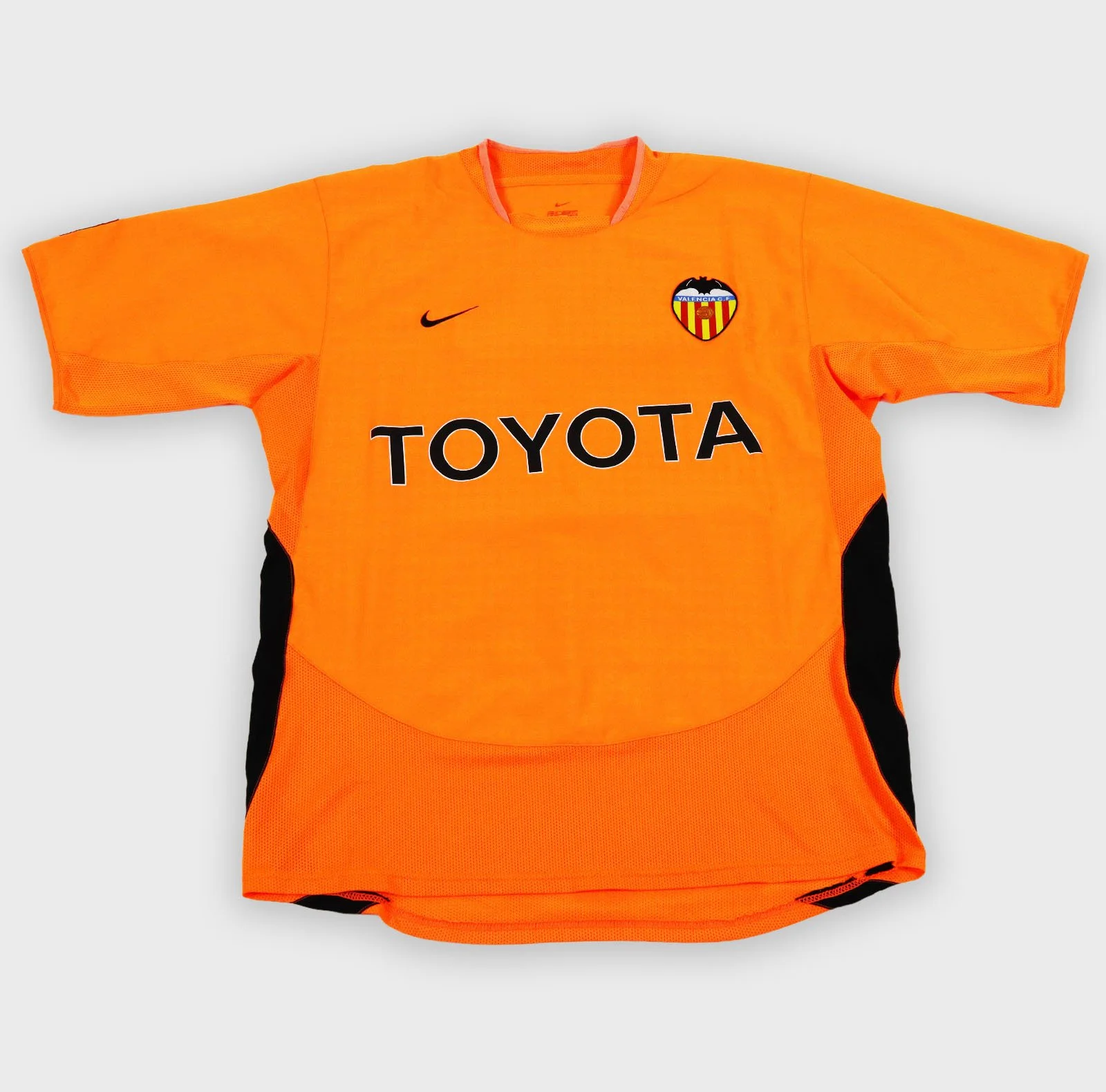Valencia 2003 Aimar away retro football shirt front