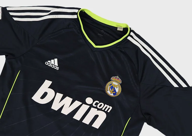 Real Madrid 2010 Adidas Ronaldo jersey detail