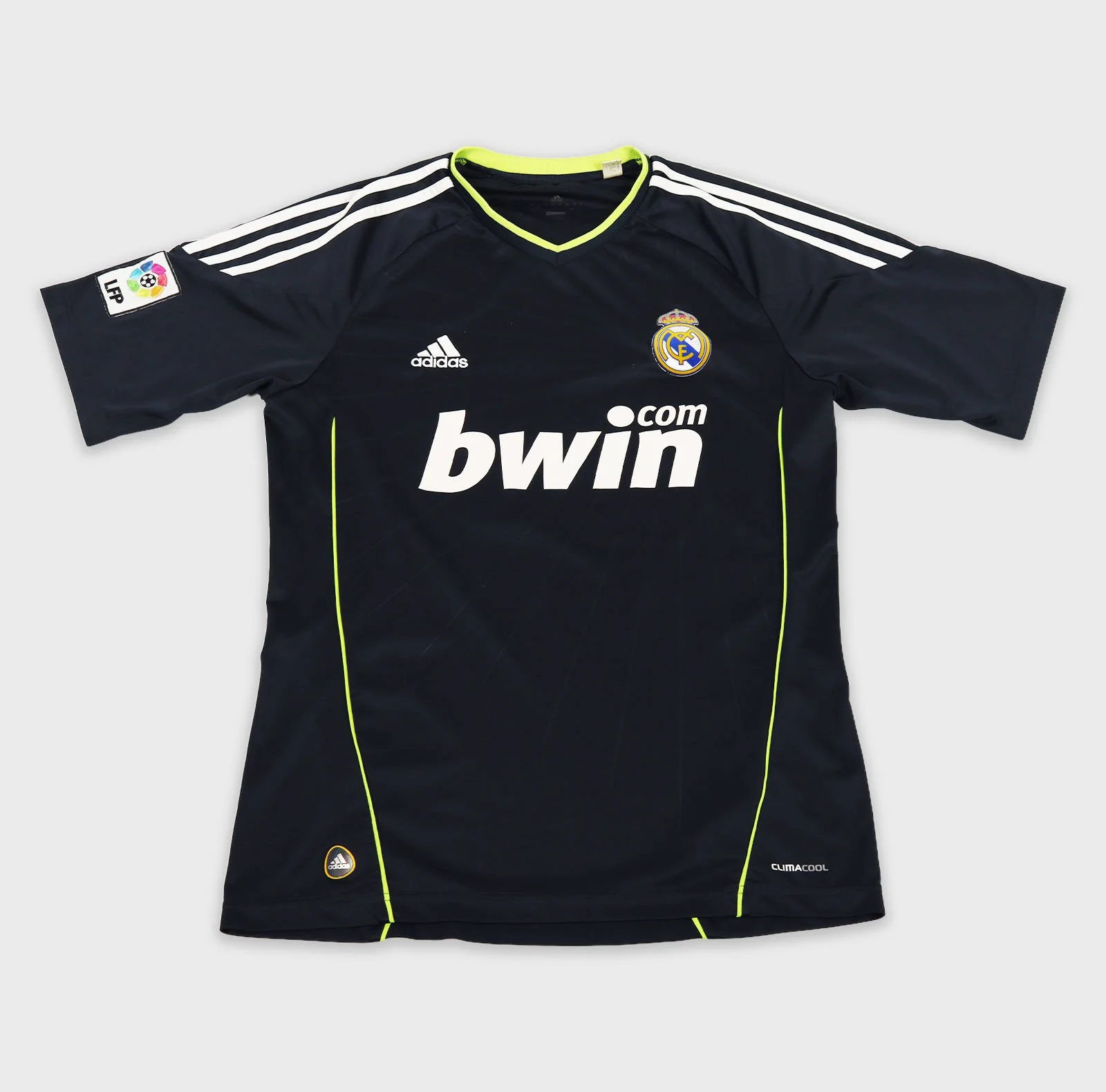 Real Madrid 2010 2011 Ronaldo retro football shirt front