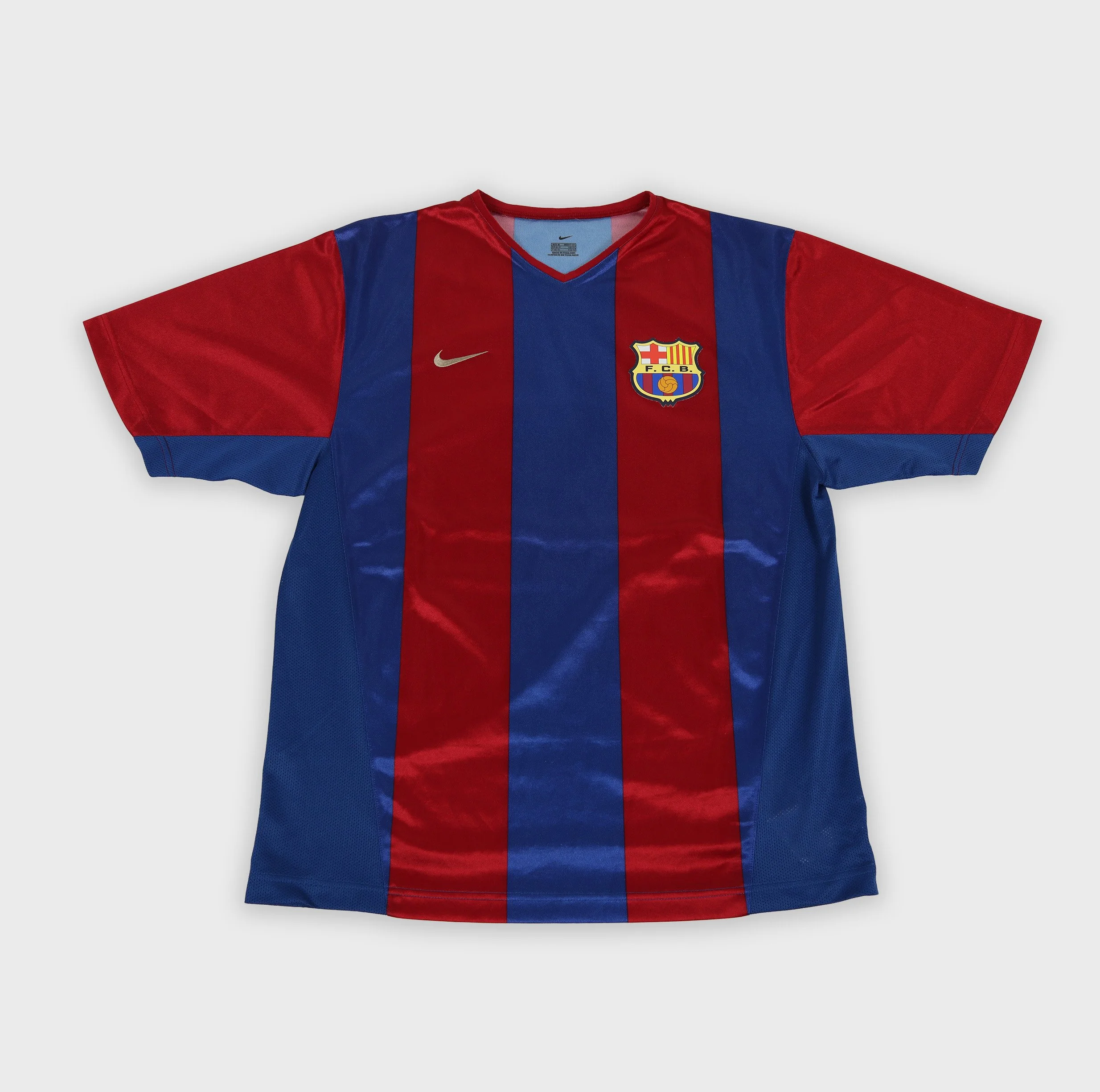 FC Barcelona 2002 Kluivert retro football shirt front