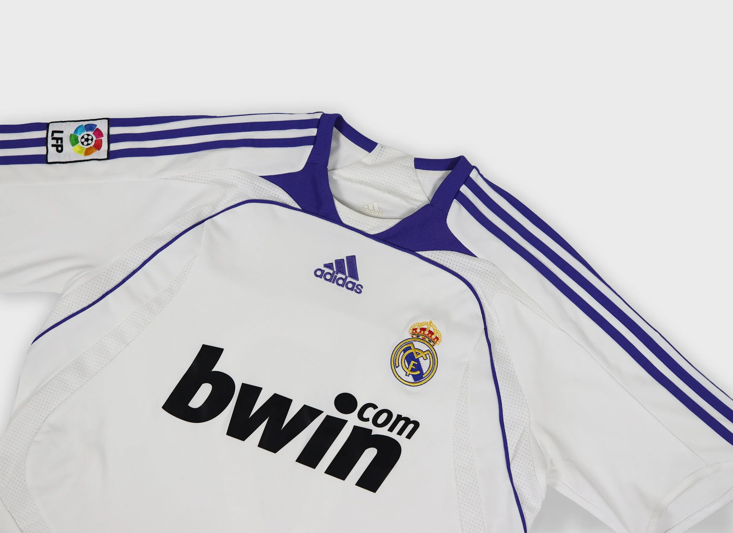 Real Madrid 2007 Van Nistelrooy Adidas jersey detail