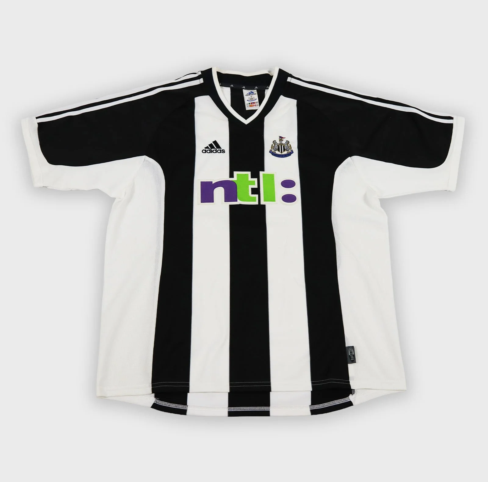 Newcastle United 2001 Shearer retro football shirt front