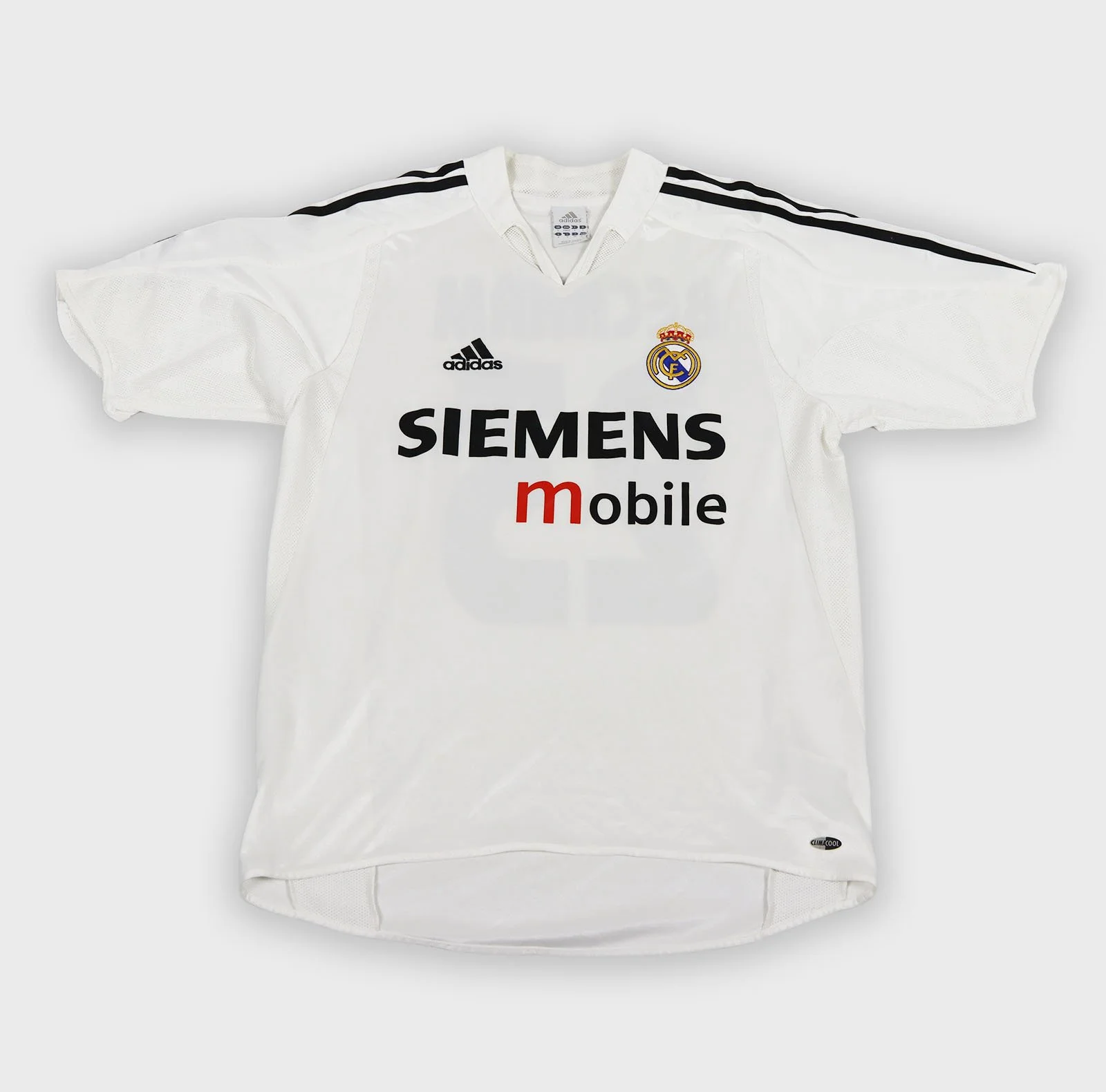 Real Madrid 2004 Beckham retro football shirt front