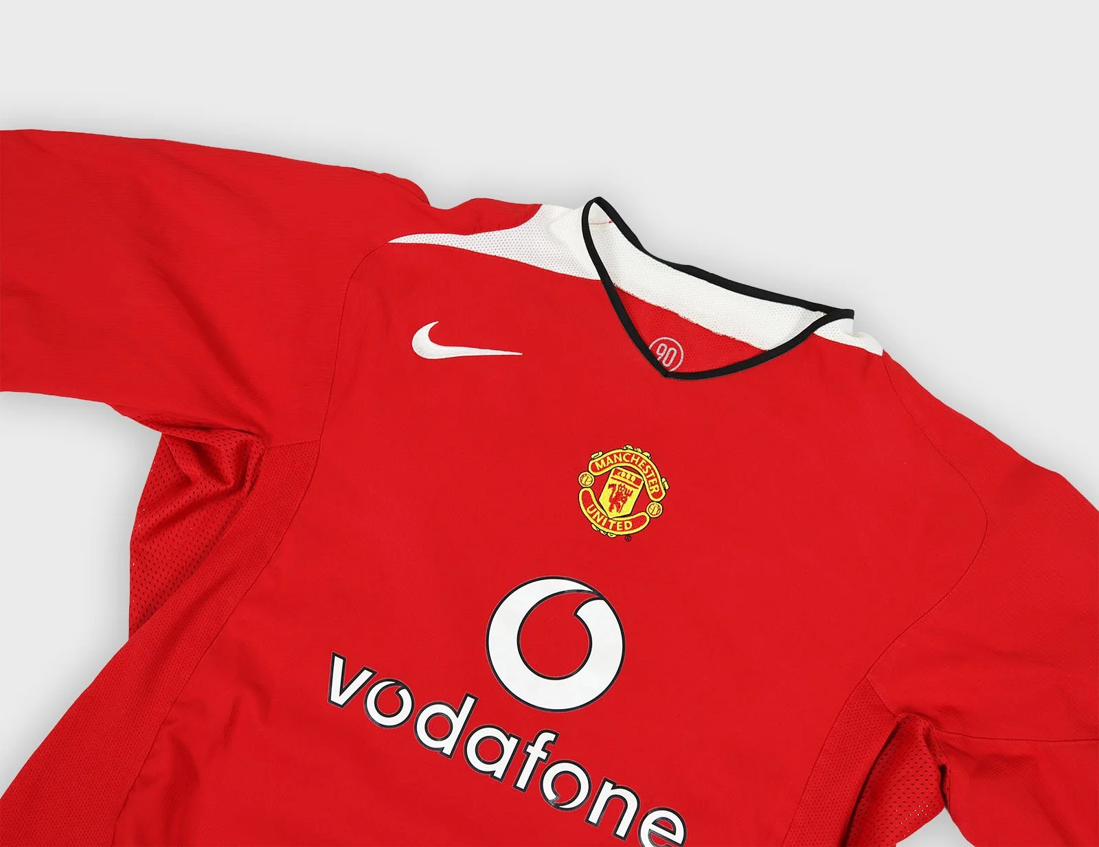 Manchester United 2004 Nike Ronaldo jersey detail