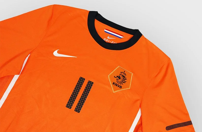 Netherlands 2010 Nike Robben jersey detail