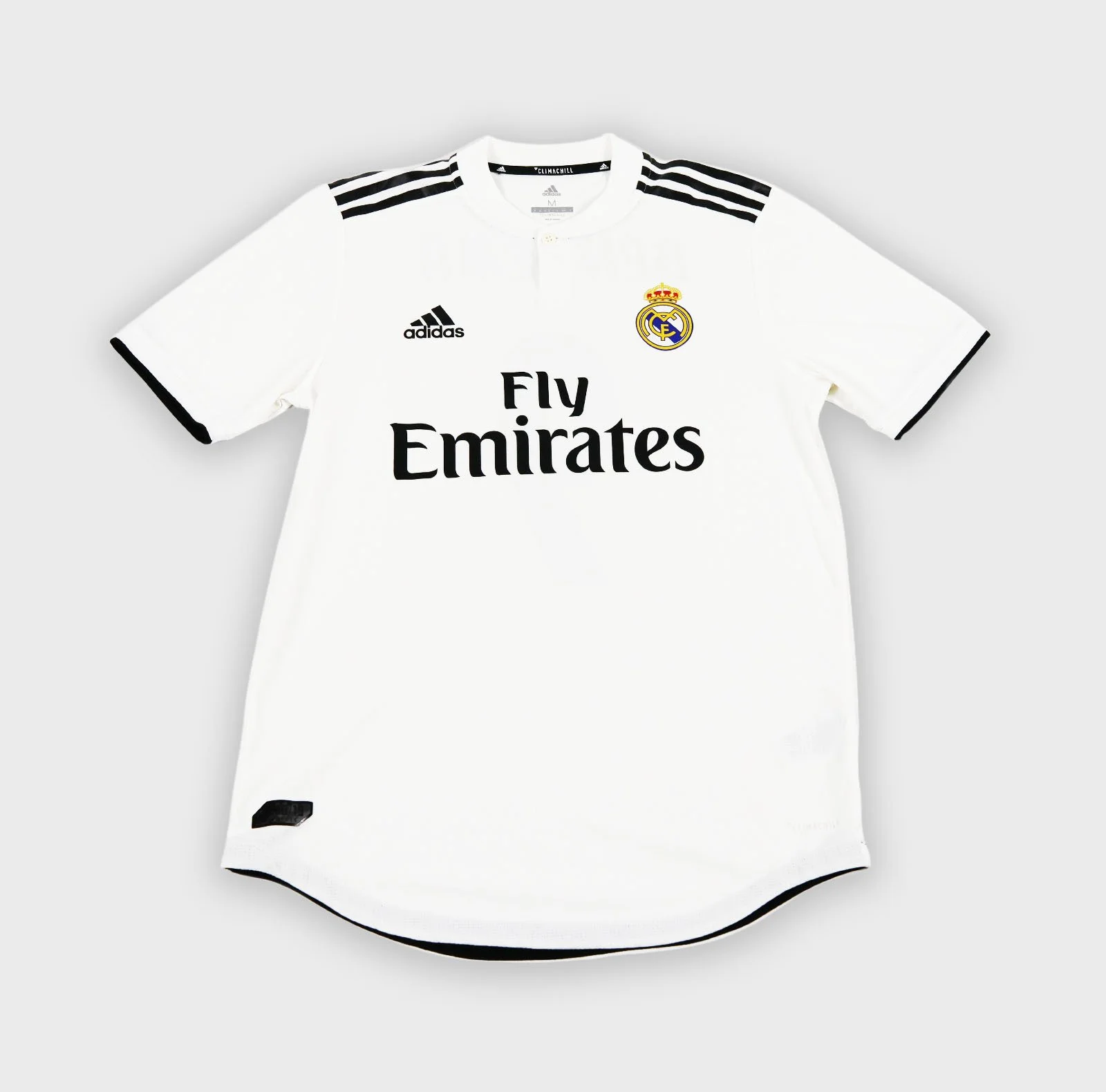 Real Madrid 2018 Benzema retro football shirt front