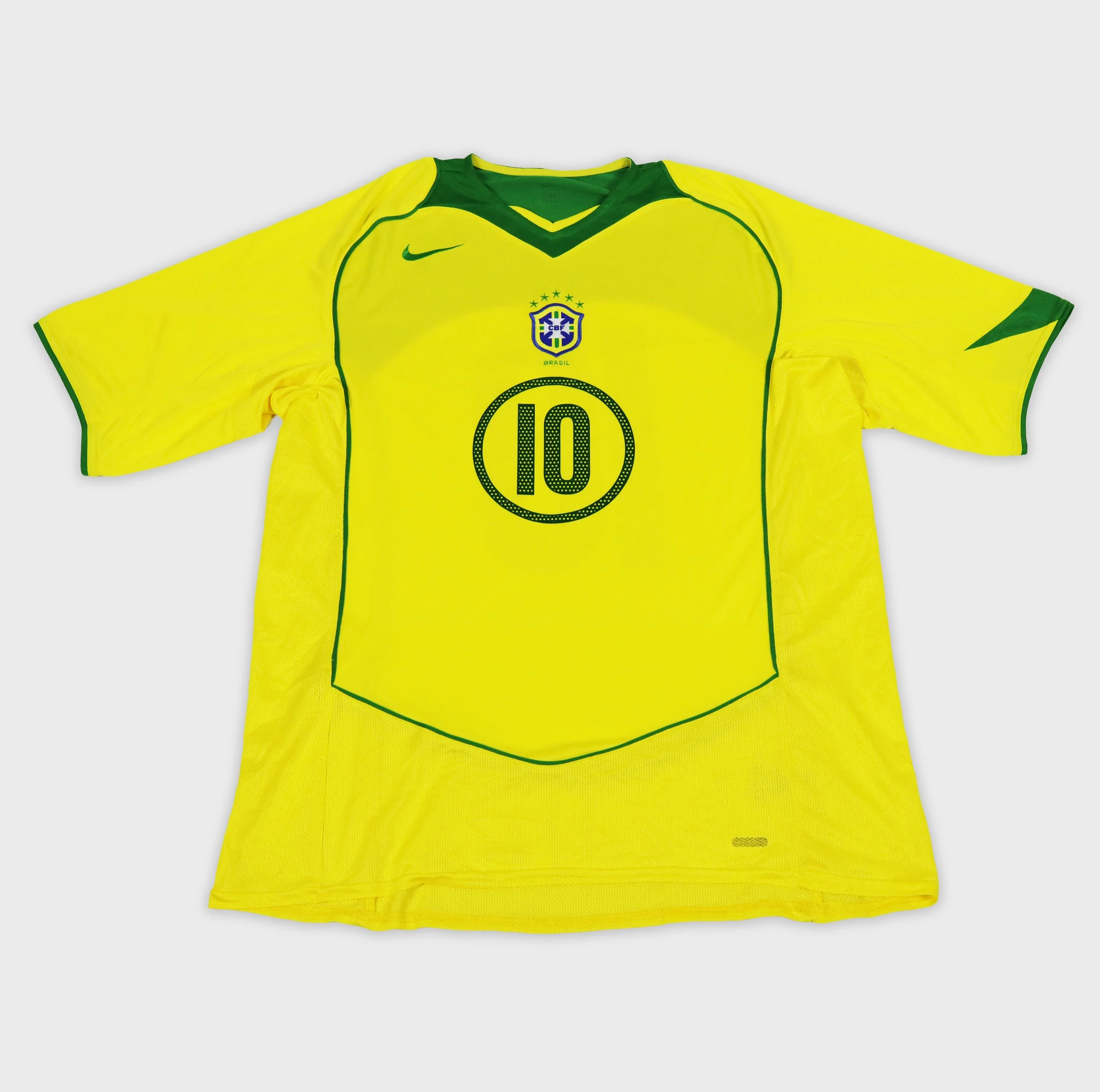Brazil 2004 Ronaldinho retro football shirt front