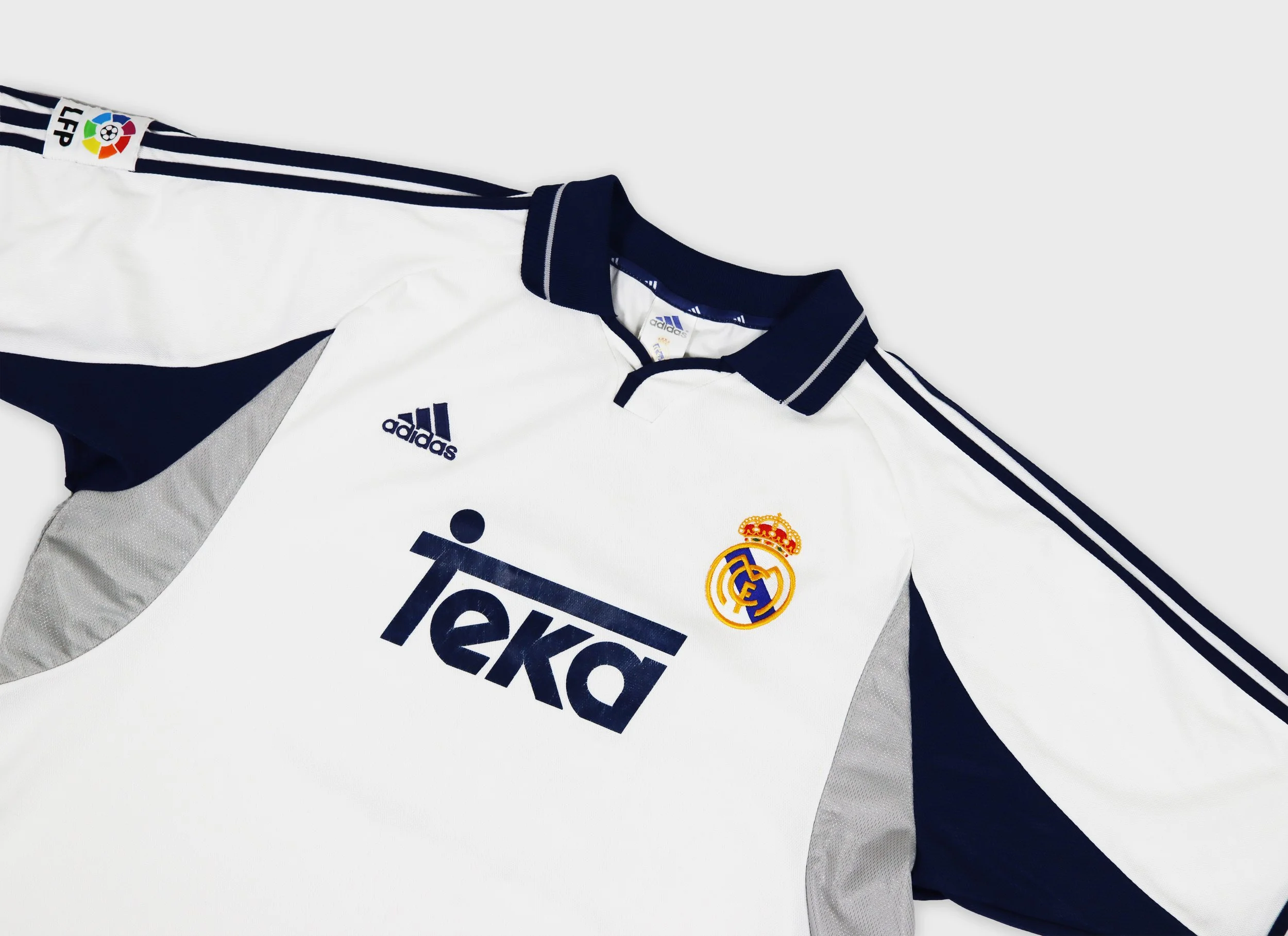 Real Madrid 2000 Adidas Figo jersey detail