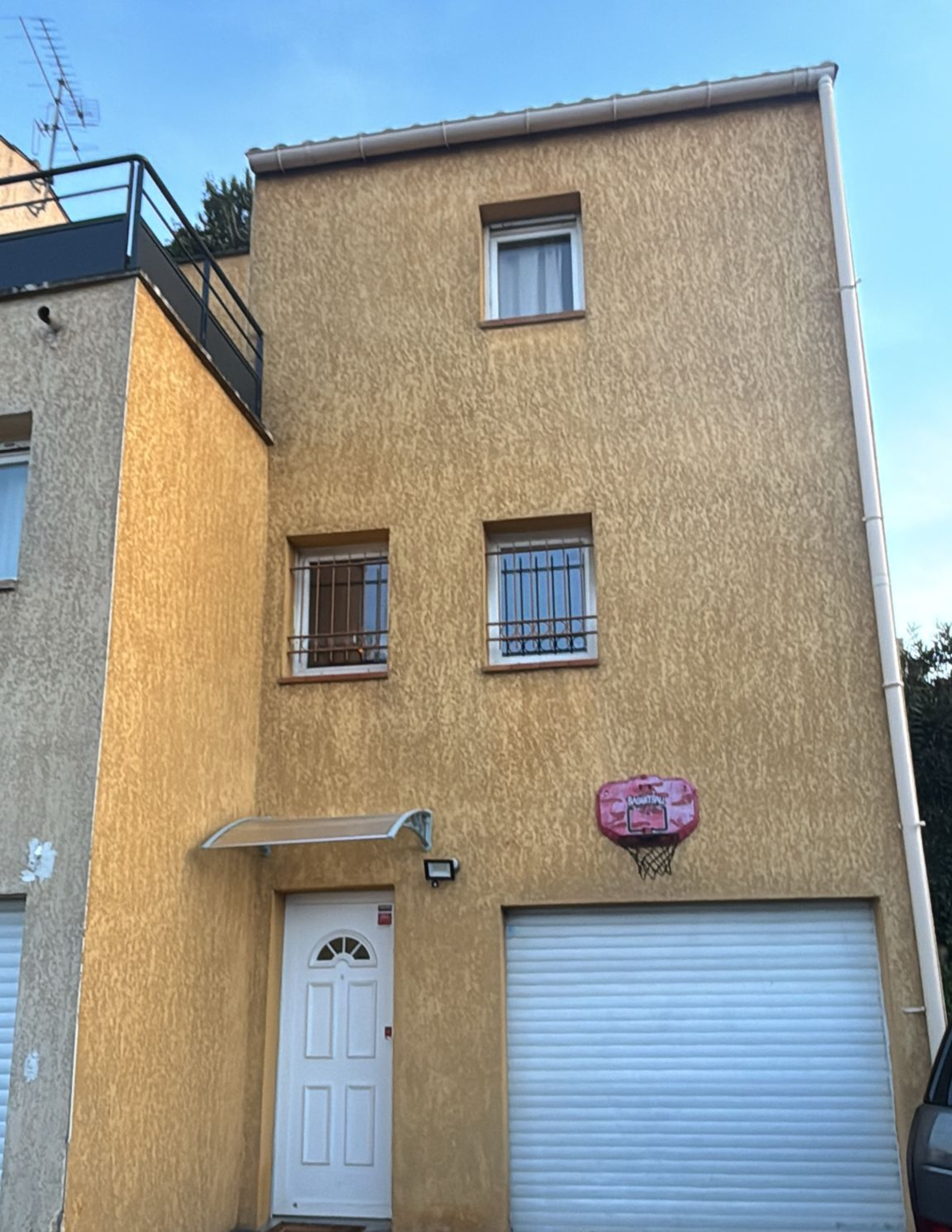 image-renovation-sinistre-incendie-exterieur-facade-droite-9.16.png