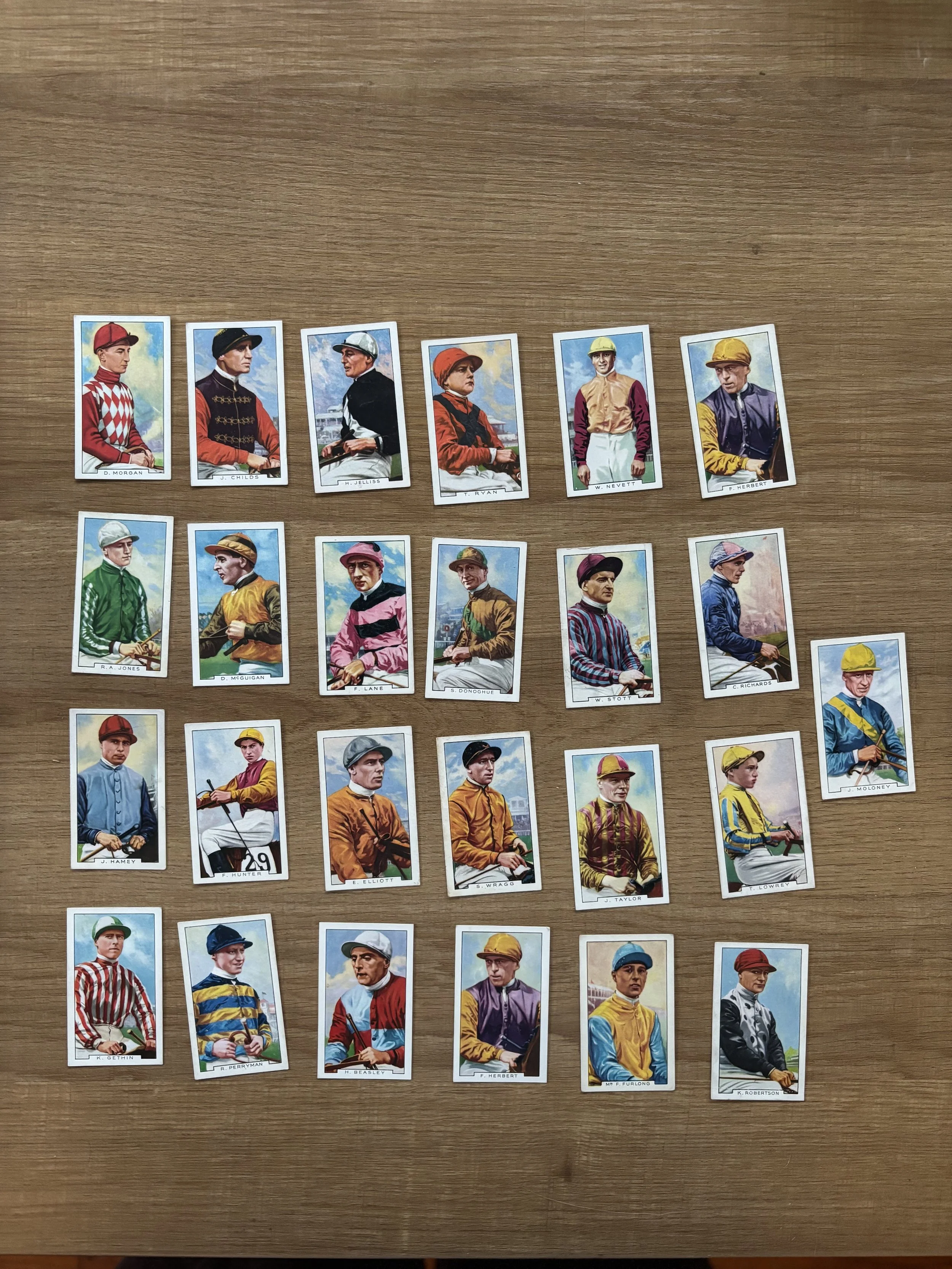 1930s cigarette cards for Jocke=ys