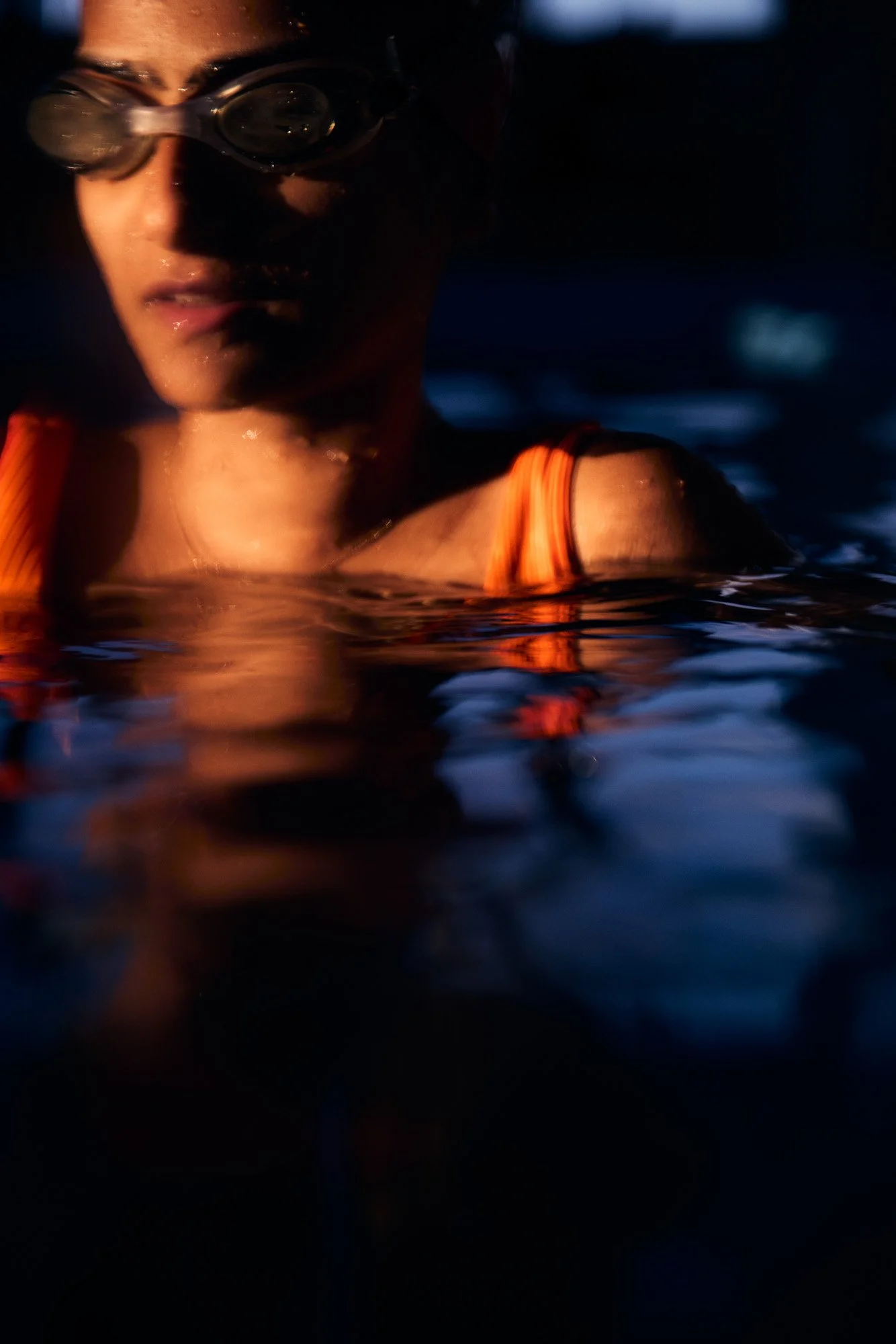 portrait-swimmer-reflections-julianwalter.jpg