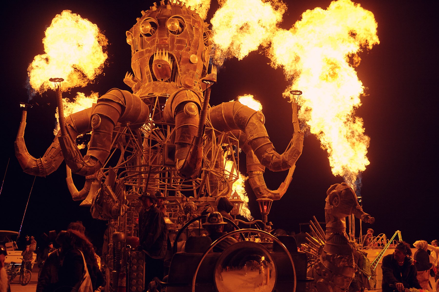 Burning Man 2016 El Pulpo Mecanico Flames Night