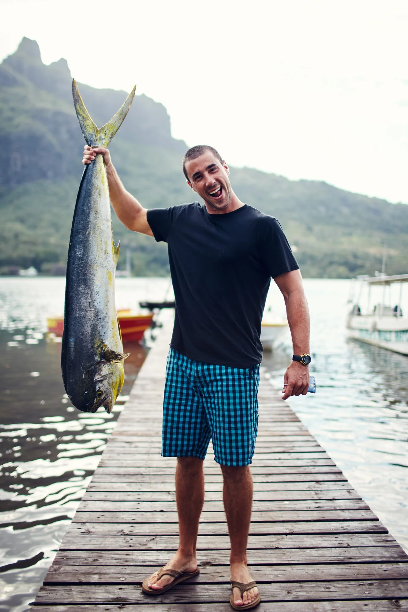 julianwalter-happy-mahimahi-moorea-frenchpolynesia.jpg