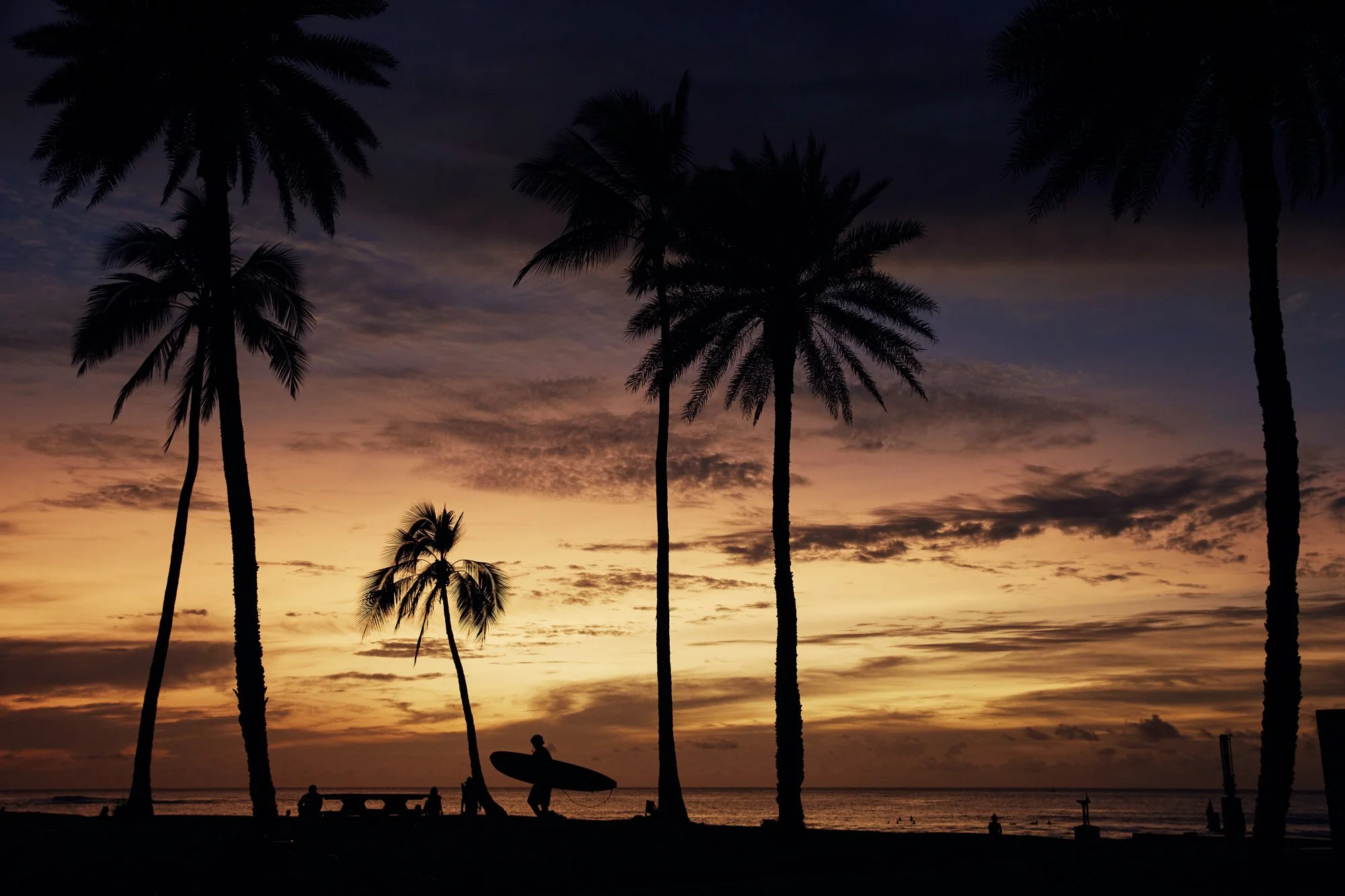 haleiwa-oahuhawaii-sunset-silhouette-julianwalter.jpg