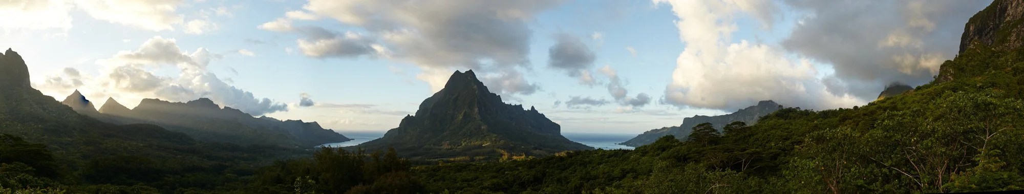 julianwalter-panorama-view-moorea-frenchpolynesia.jpg