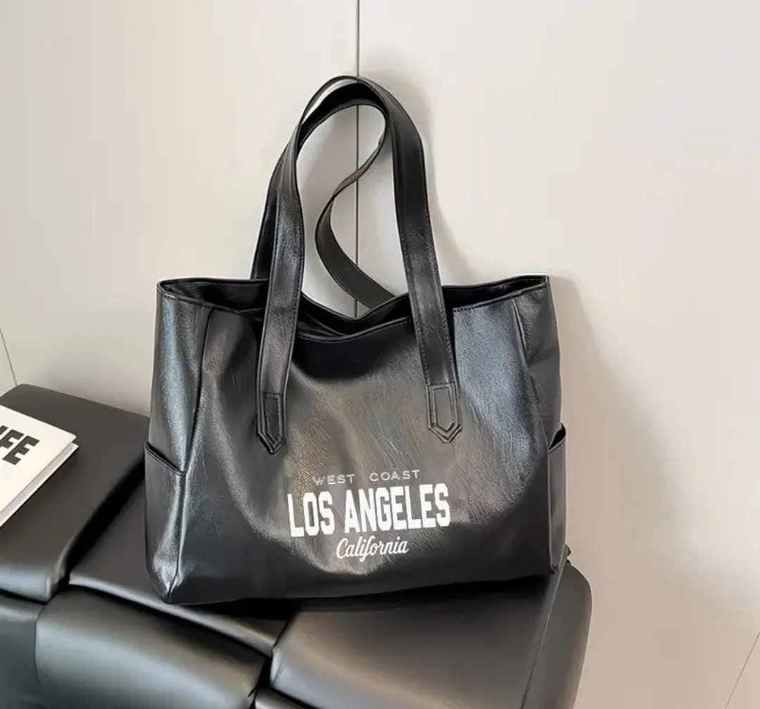 Women’s Los Angeles Chic Shoulder Bag