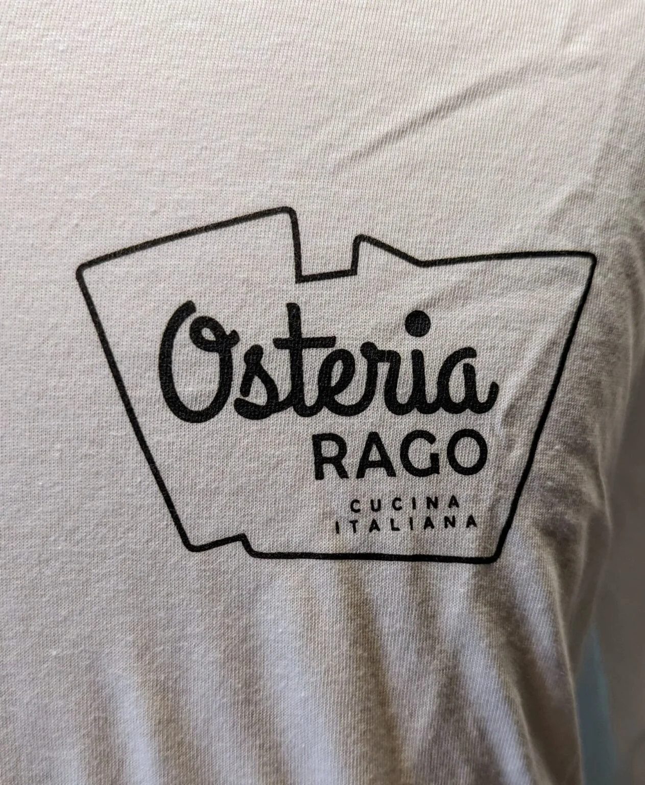 osteria.shirt_.white_.front_.logo_-1263x1536.jpg