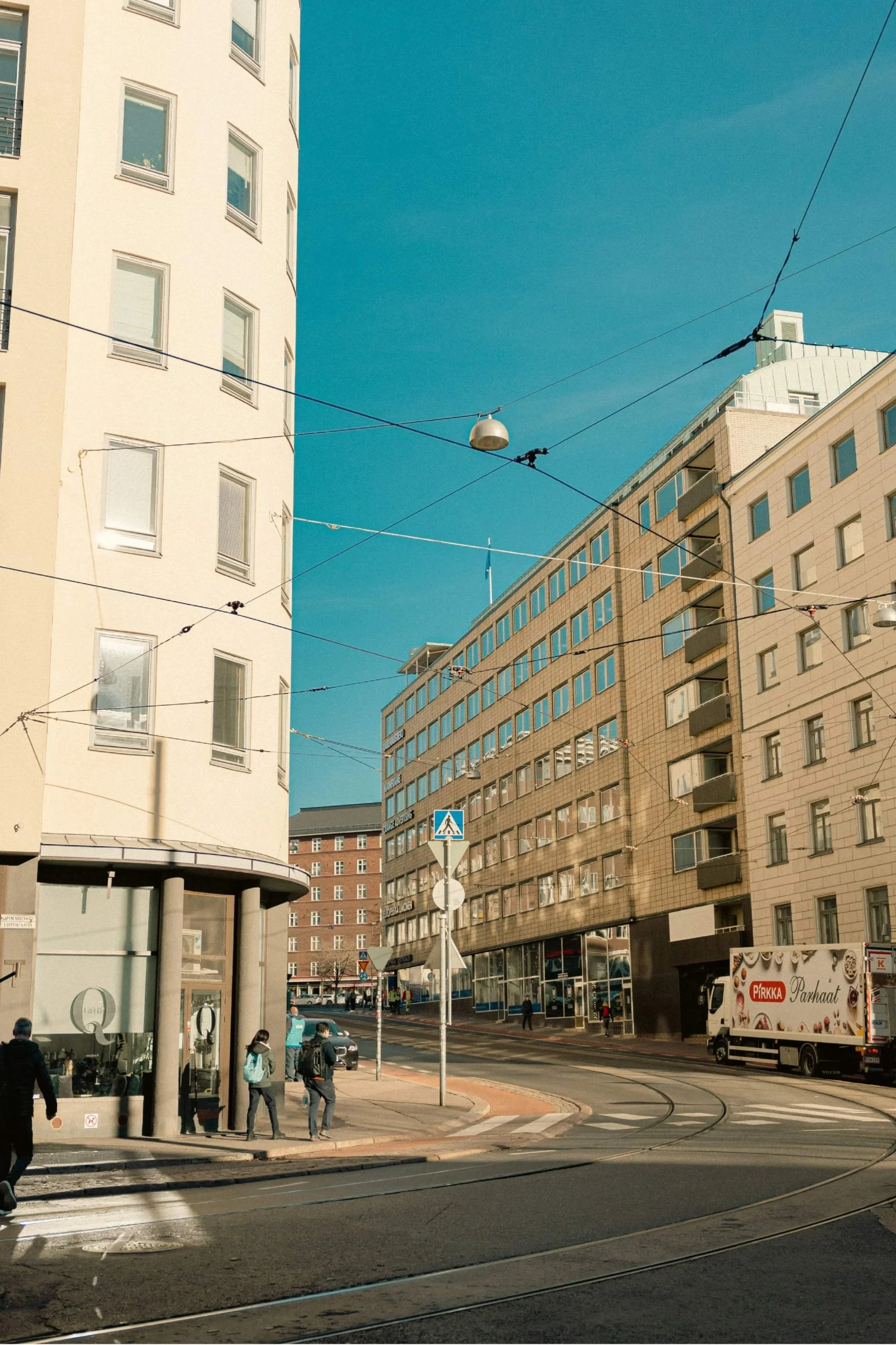 61.+SLOW+CITY+STROLLS2.jpg