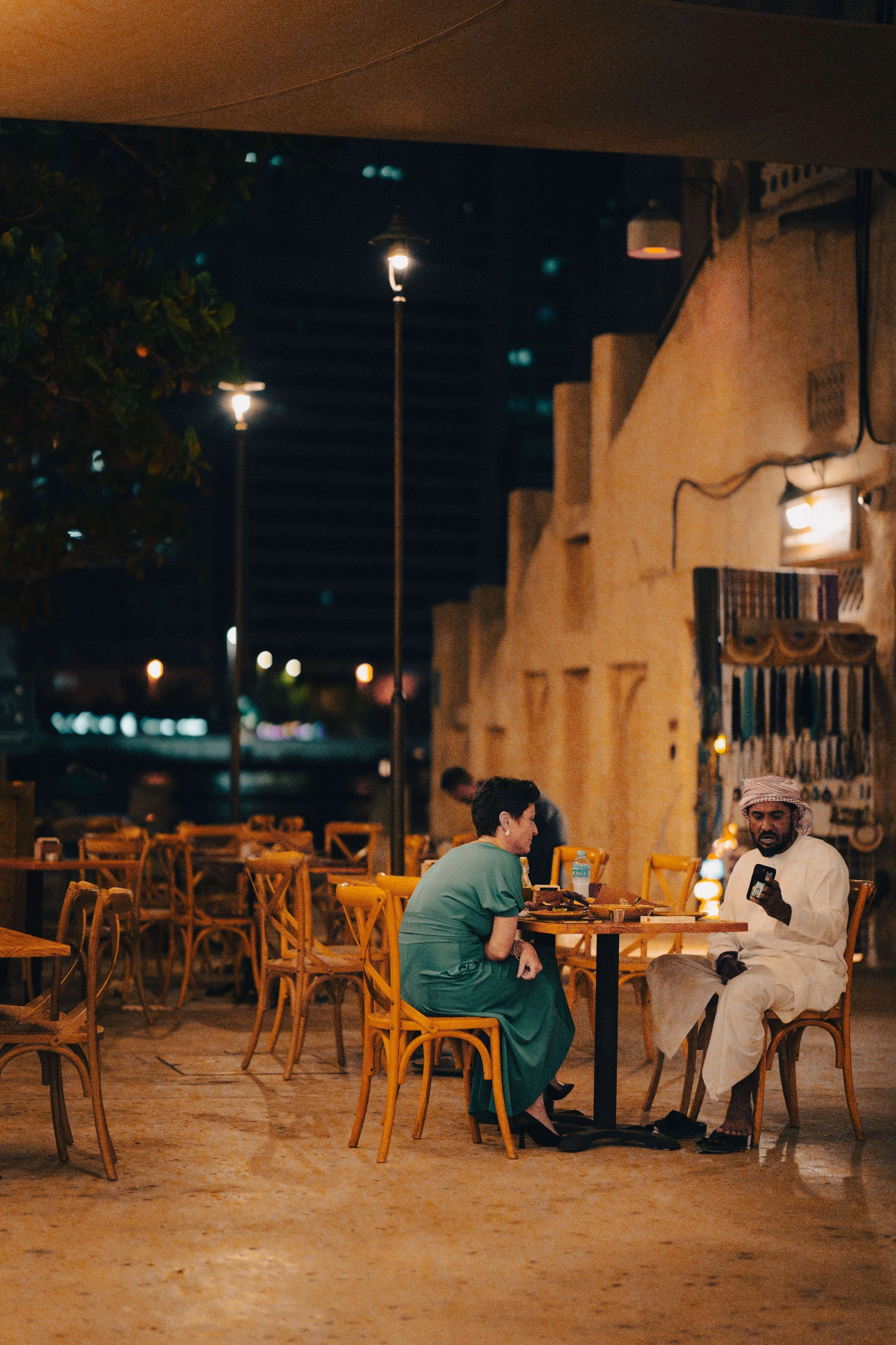 UAE 104-7.jpg