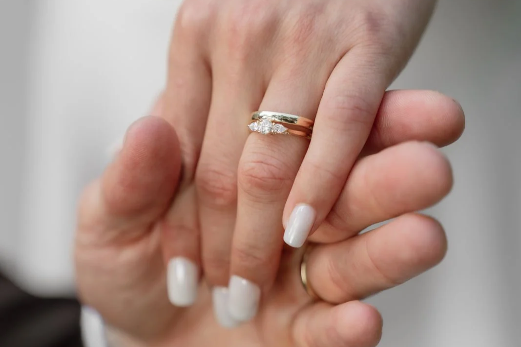 Personalisierter Verlobungsring: Warum Custom Made die persönlichste Form der Liebeserklärung ist