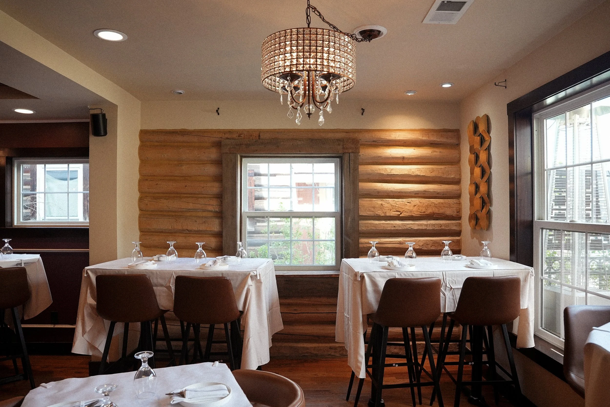 PROSPECT BISTRO ROCKY MOUNTAIN DINING ESTES PARK STEAKHOUSE ELK RIBEYE BISON LUNCH DINNER COCKTAILS OUTSIDE SEATING MOUNTAIN VIEWS  WEDDINGS.jpg