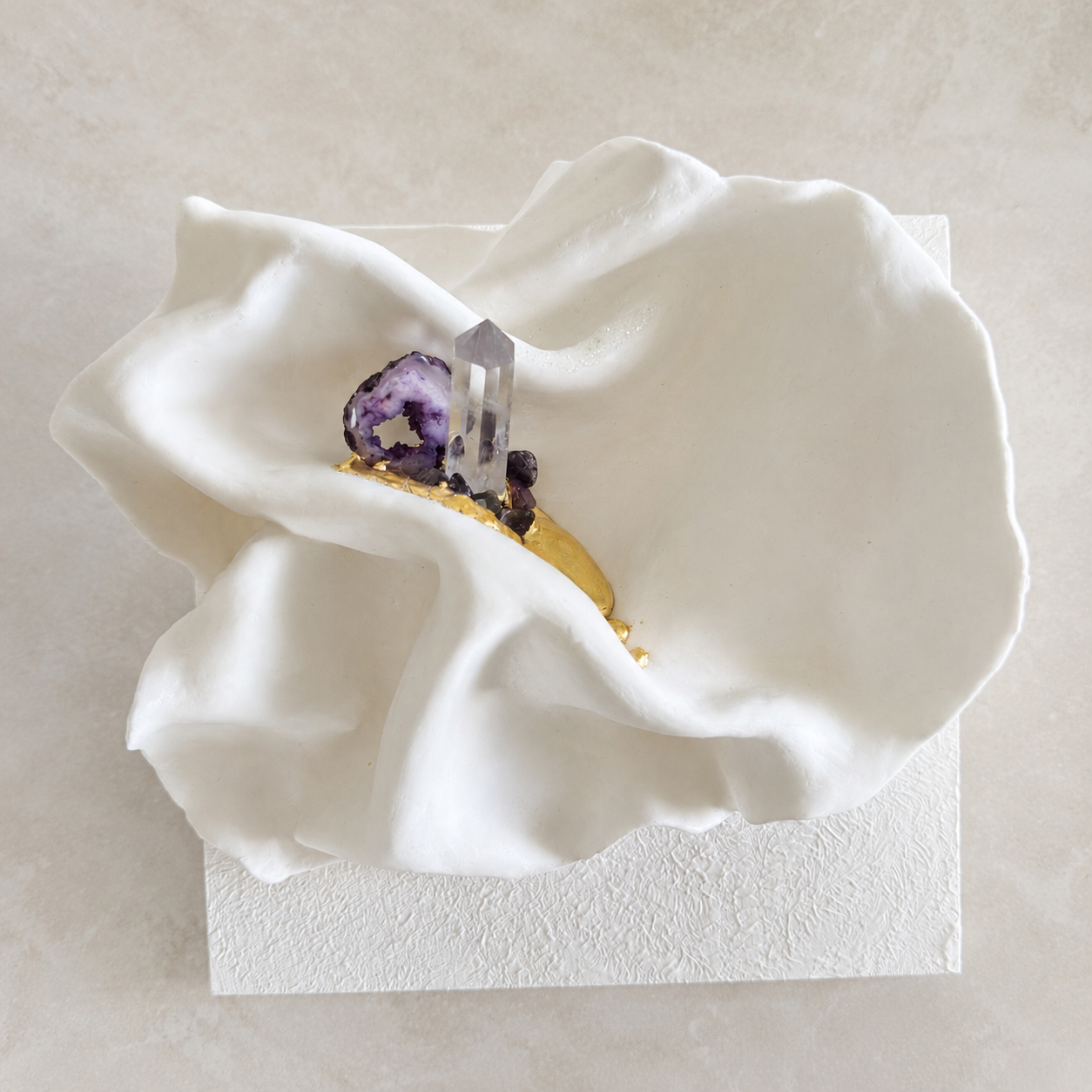 Amethyst Bloom Hero.png