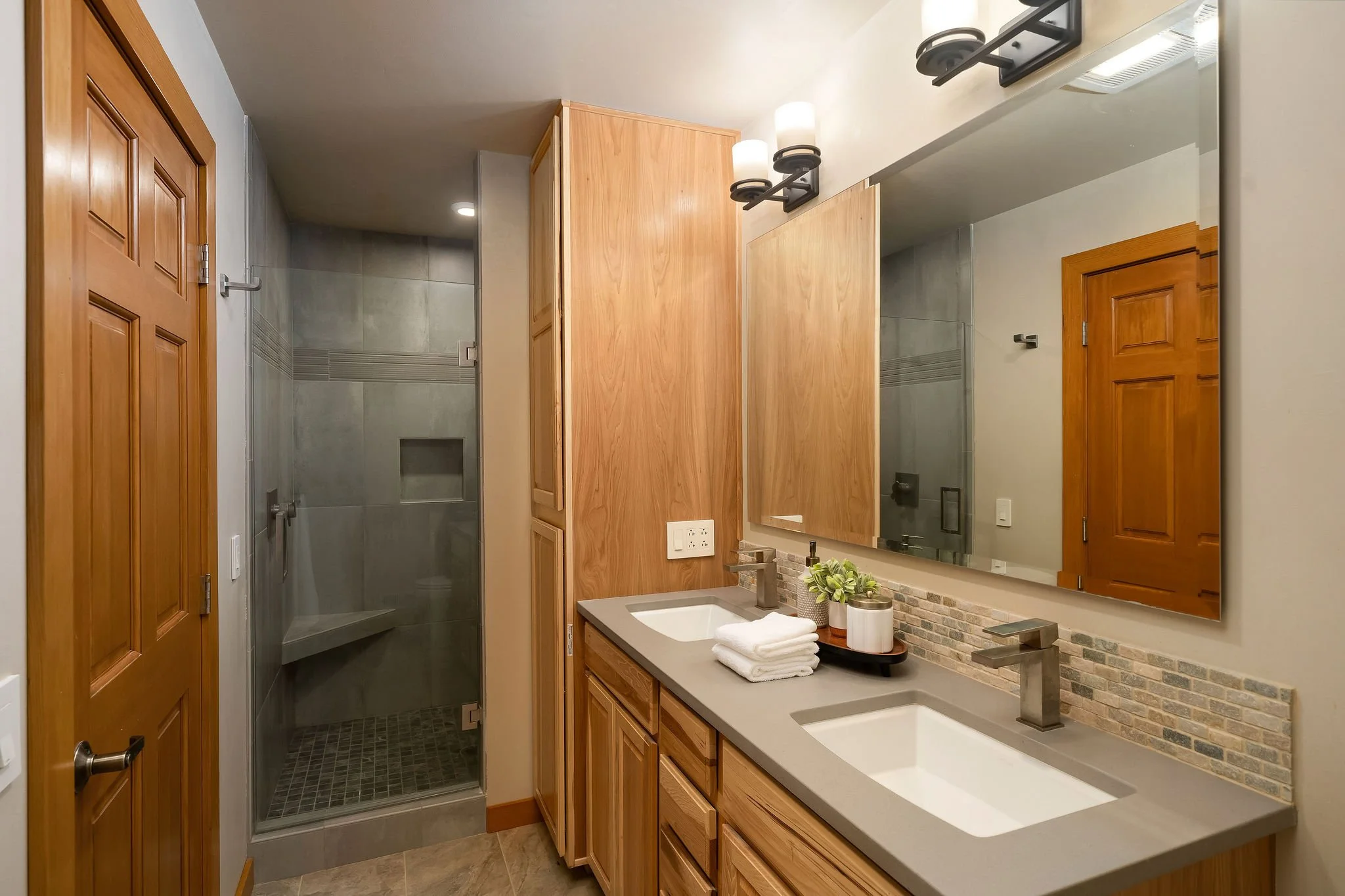 Agape_Home_Co_Hillsboro_Stage-17.jpg