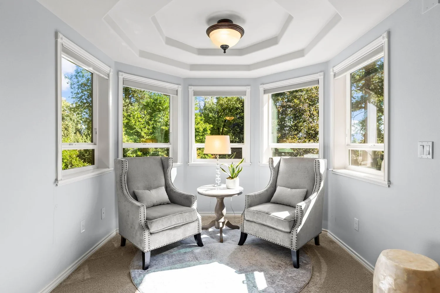 House sold by Vancouver, Washington real estate agent. 