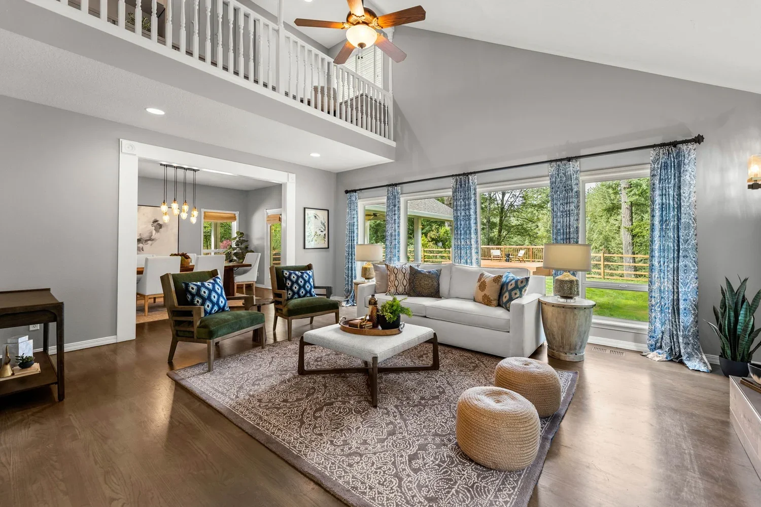 House sold by Vancouver, Washington real estate agent. 