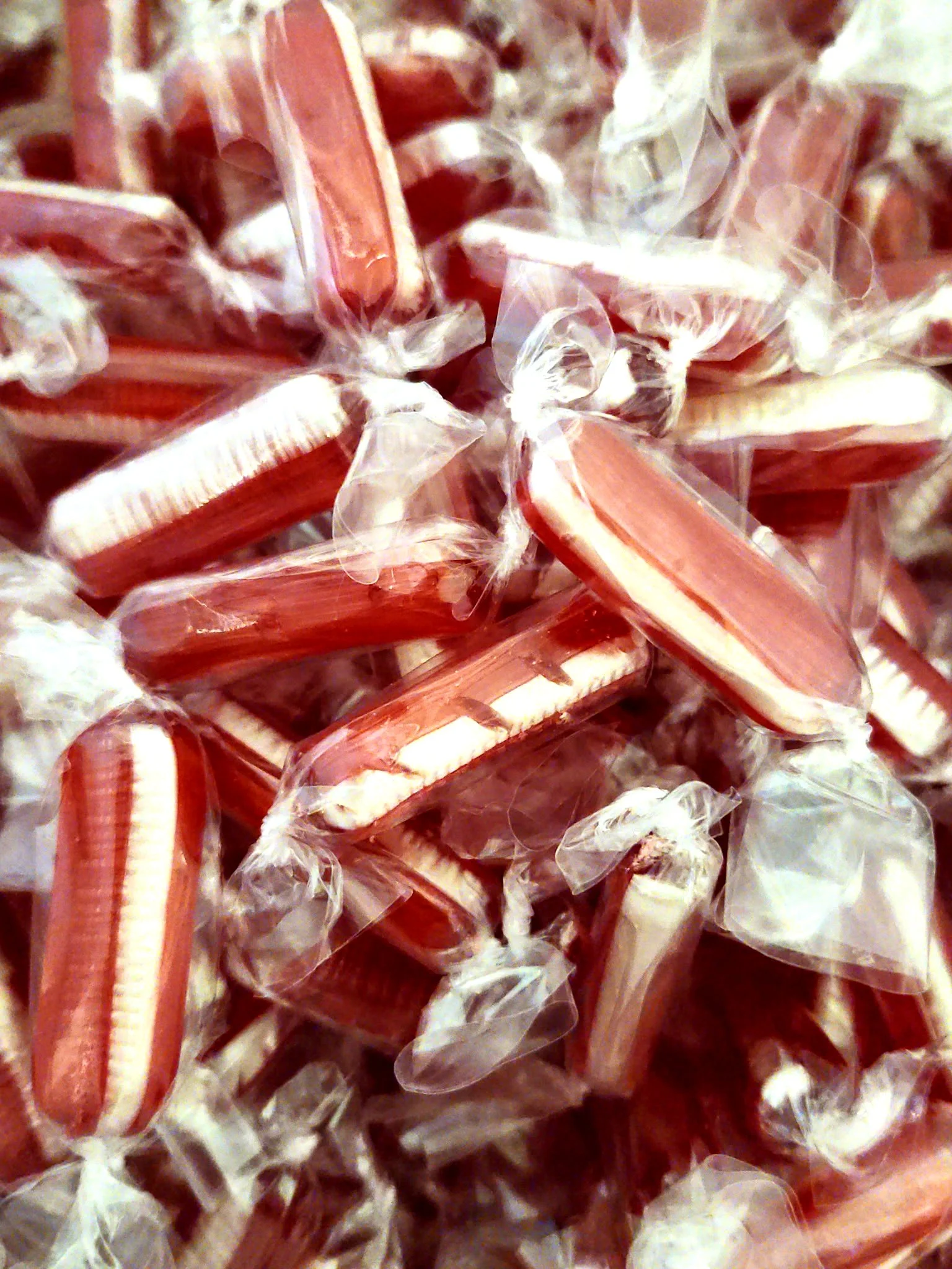 Cinnamon Hard Candy Drop Twists