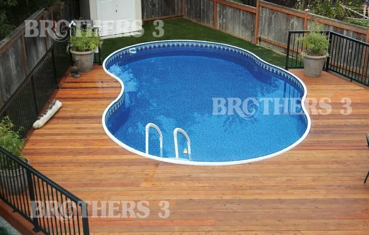 Freeform - 14x22 01.jpg