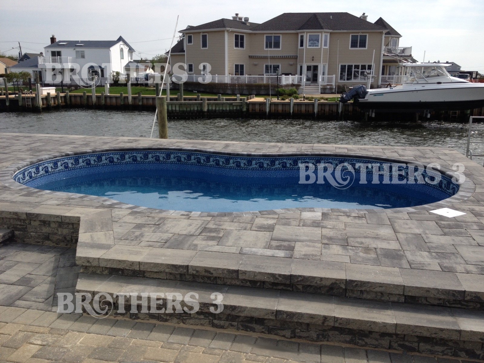 Freeform - 14x22 03.jpg