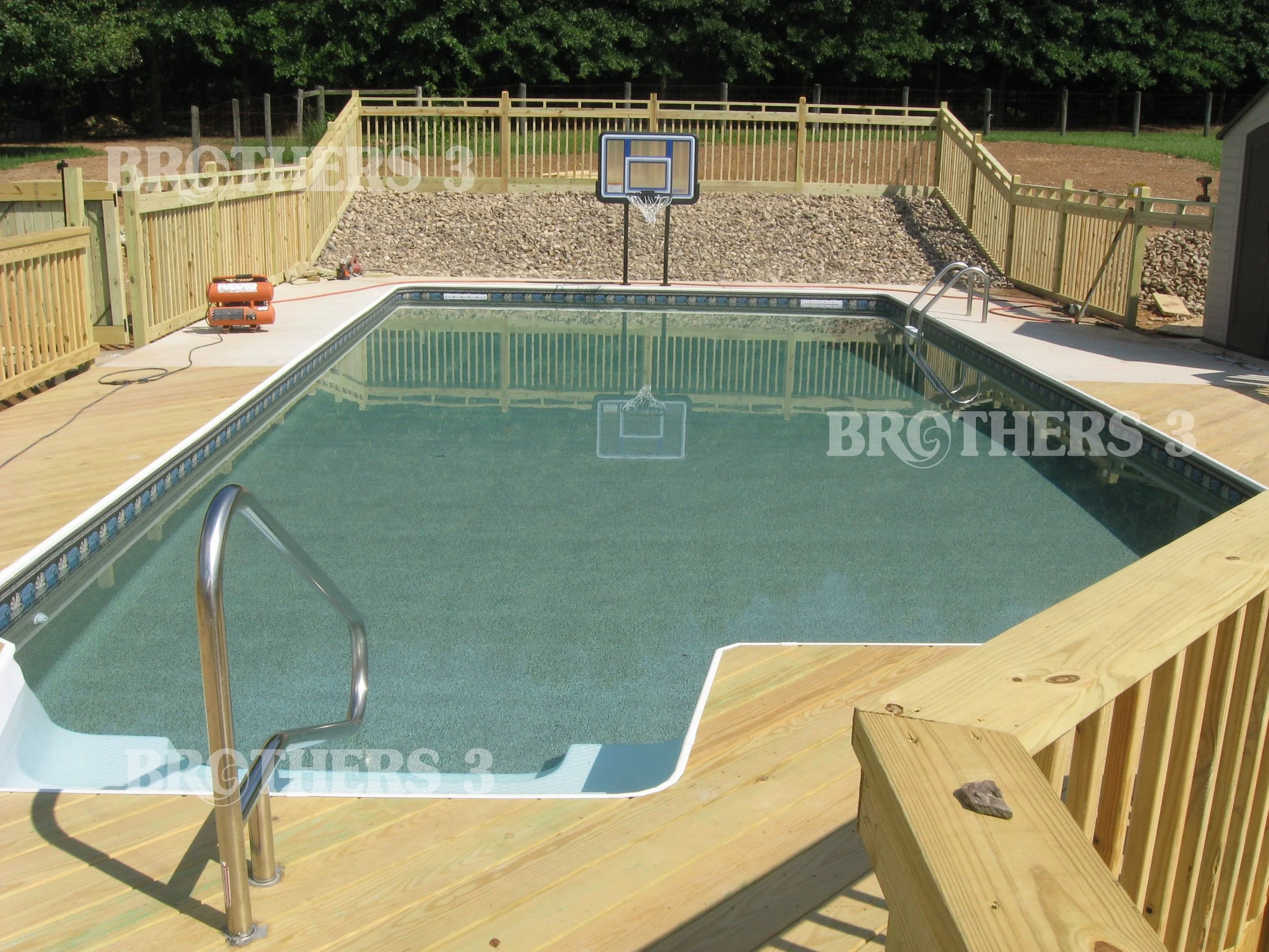 Rectangle - 18x32 02.jpg