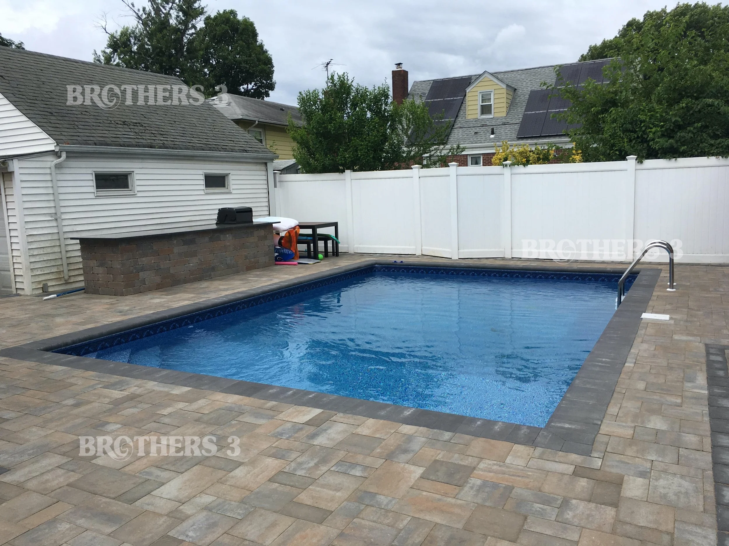 Rectangle - 16x24 01.JPG