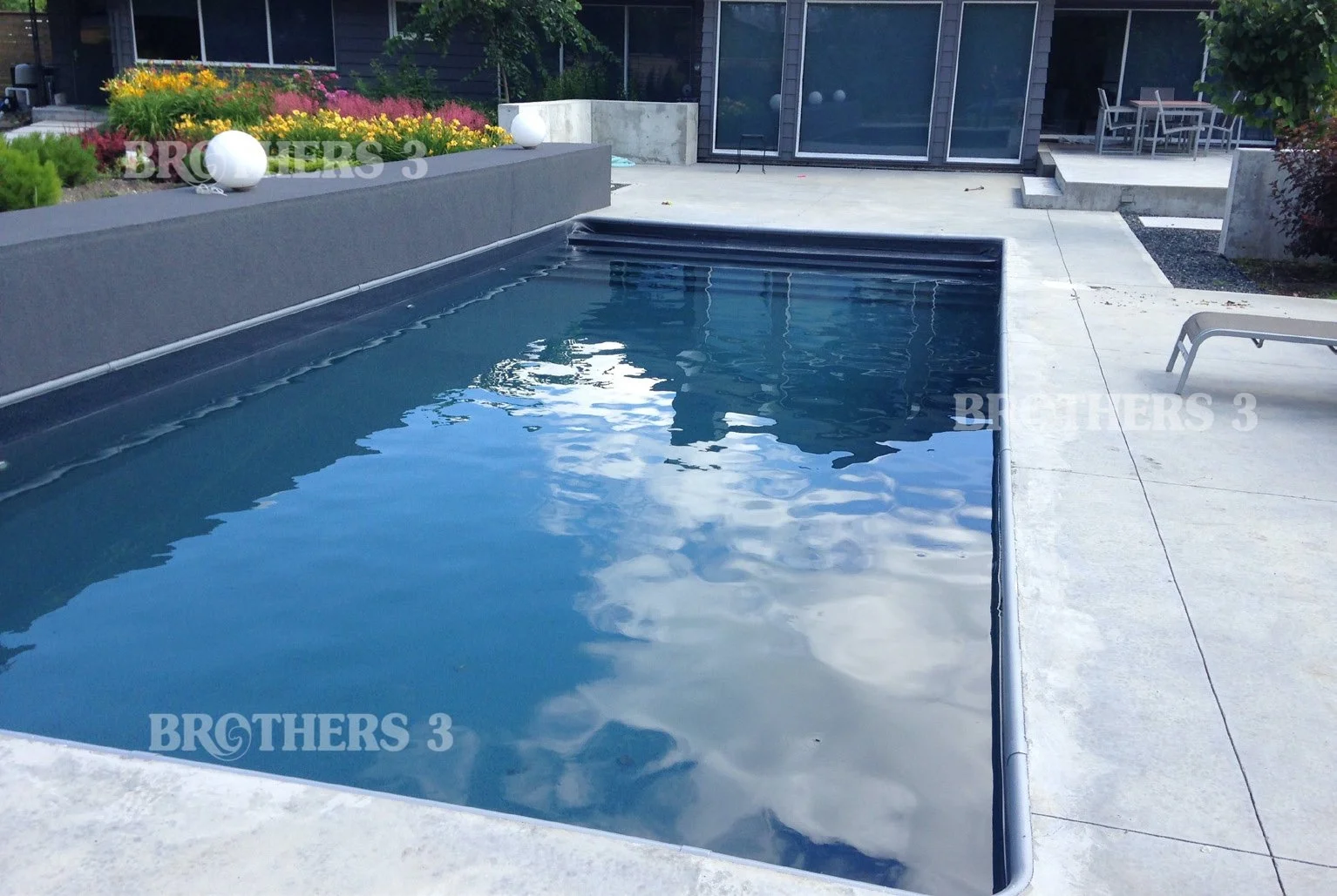 Rectangle - 16x36 03.jpg