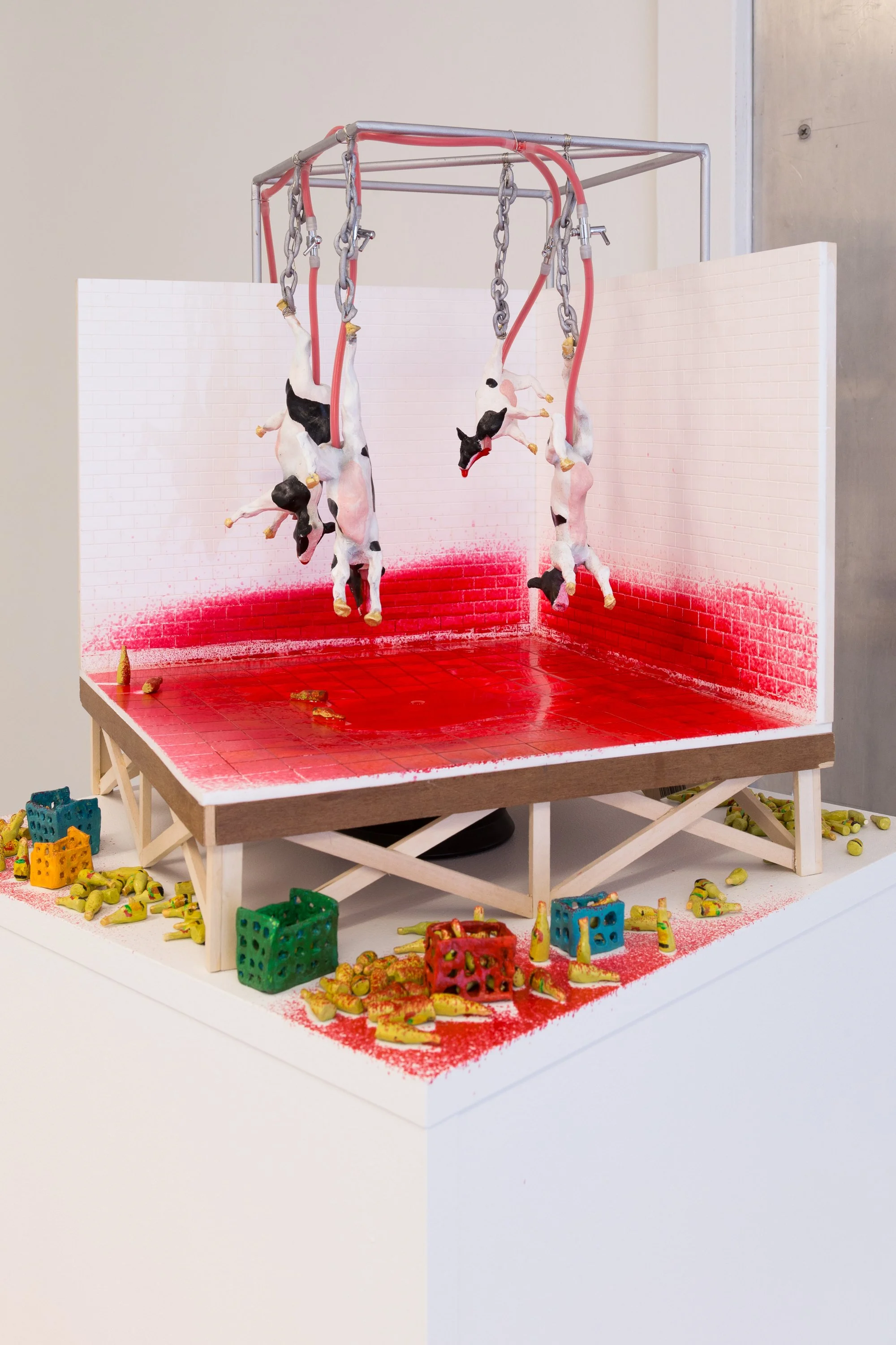 Soothing Desk Fountain I (The Last Meal for the
Movement of the Restoration of Ten Commandments of

God), 2018
ceramics and mixed media
15 x 14 x 13.5 inche (38 x 35.5 x 34 cm)


This “soothing desk fountain” alludes to the last meal of the Movement 