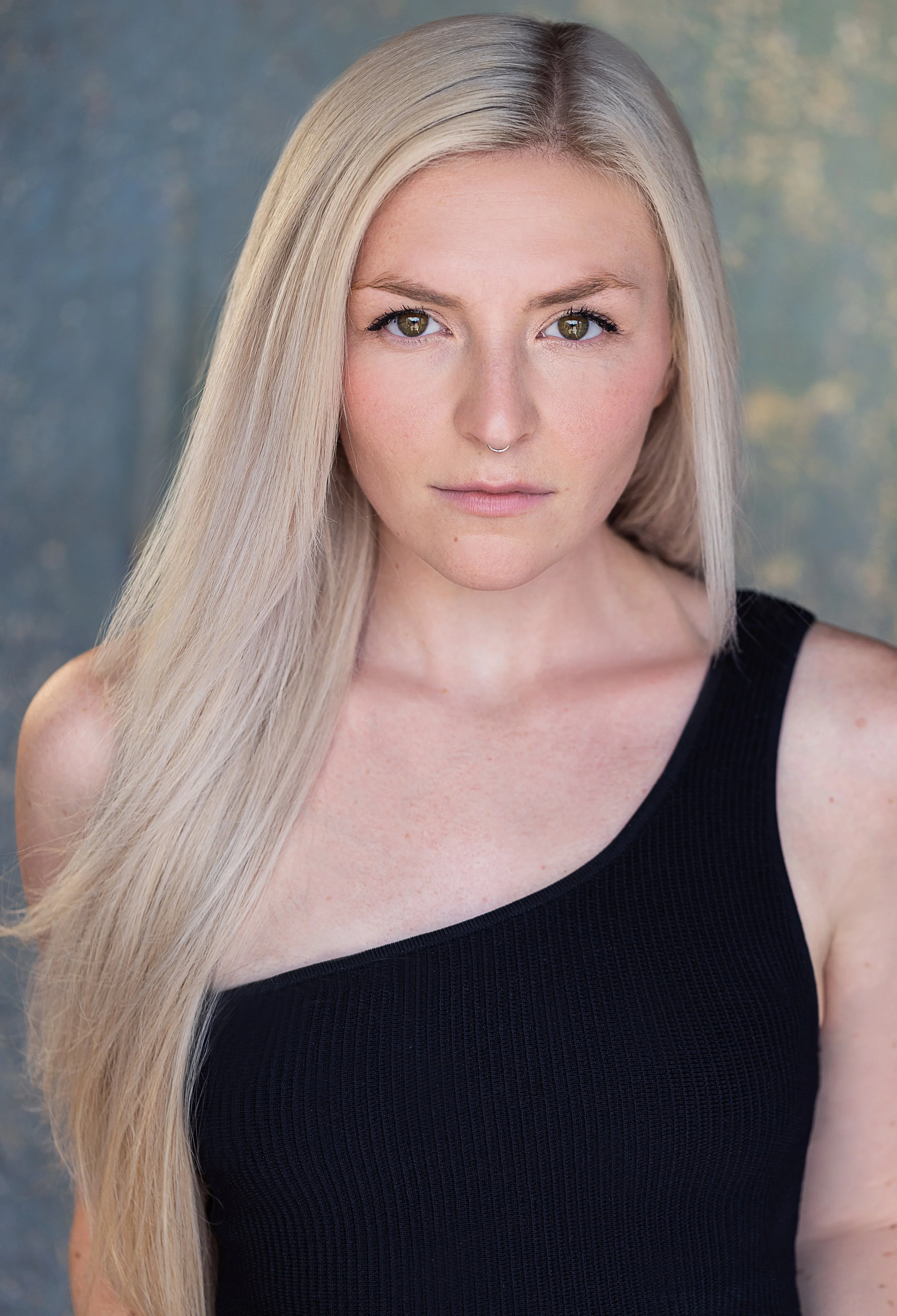 “It’s been an incredibly uplifting experience as an artist to be in a class that truly allows me to be pushed while simultaneously encouraged and translate that from the classroom into my work professionally, either on camera or on stage.”

— SARAH C