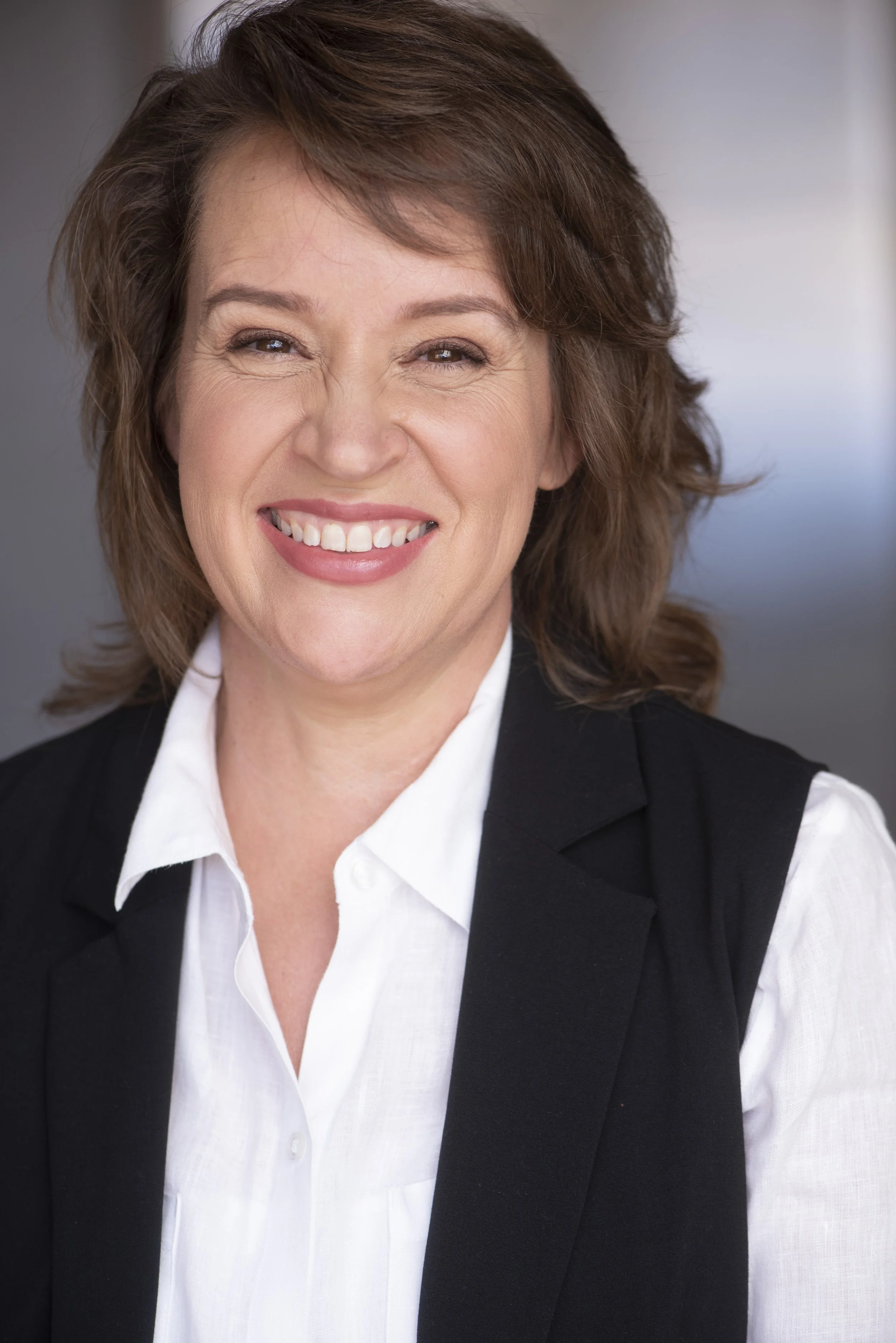 "I've known Doug Spearman for 26 years. He is a consummate artist. As a teacher, he is deeply generous with his time, his energy and his focus. He is unsurpassed in his passion for craft and building community.  I love to be in the room when he teach