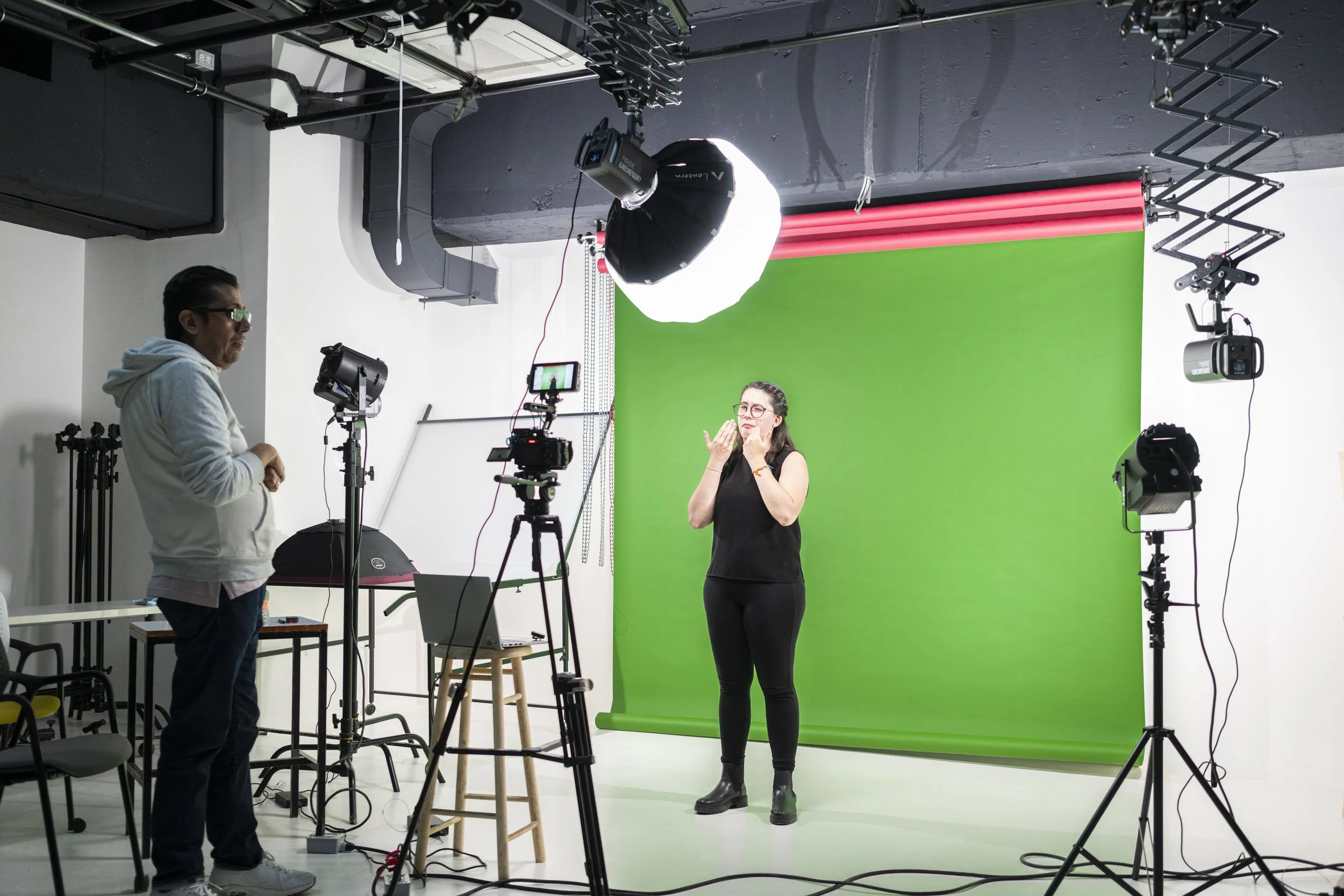 Entre sonidos y silencios