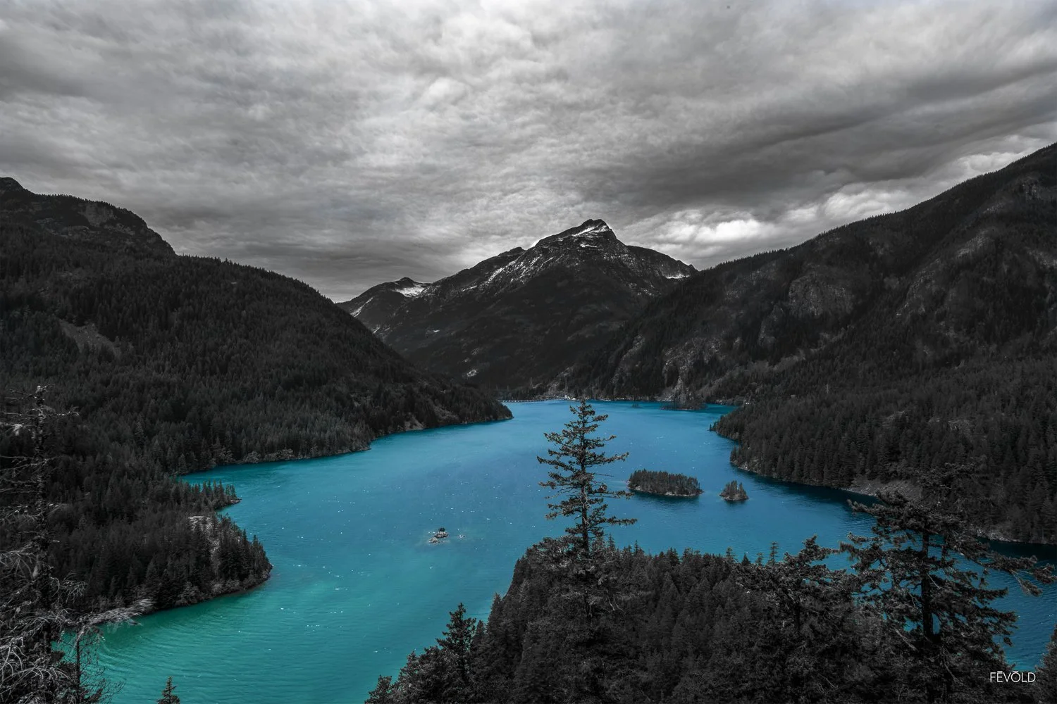 Diablo Lake, Washington.jpg