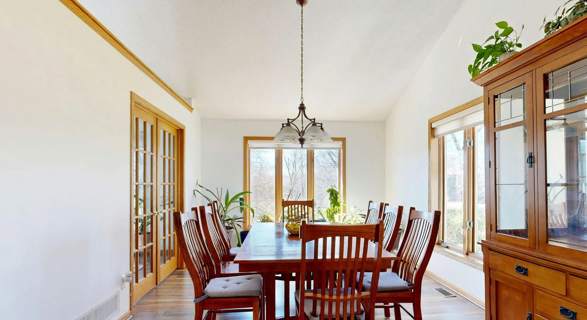 The Windsor Chair and the Birth of British Modernism